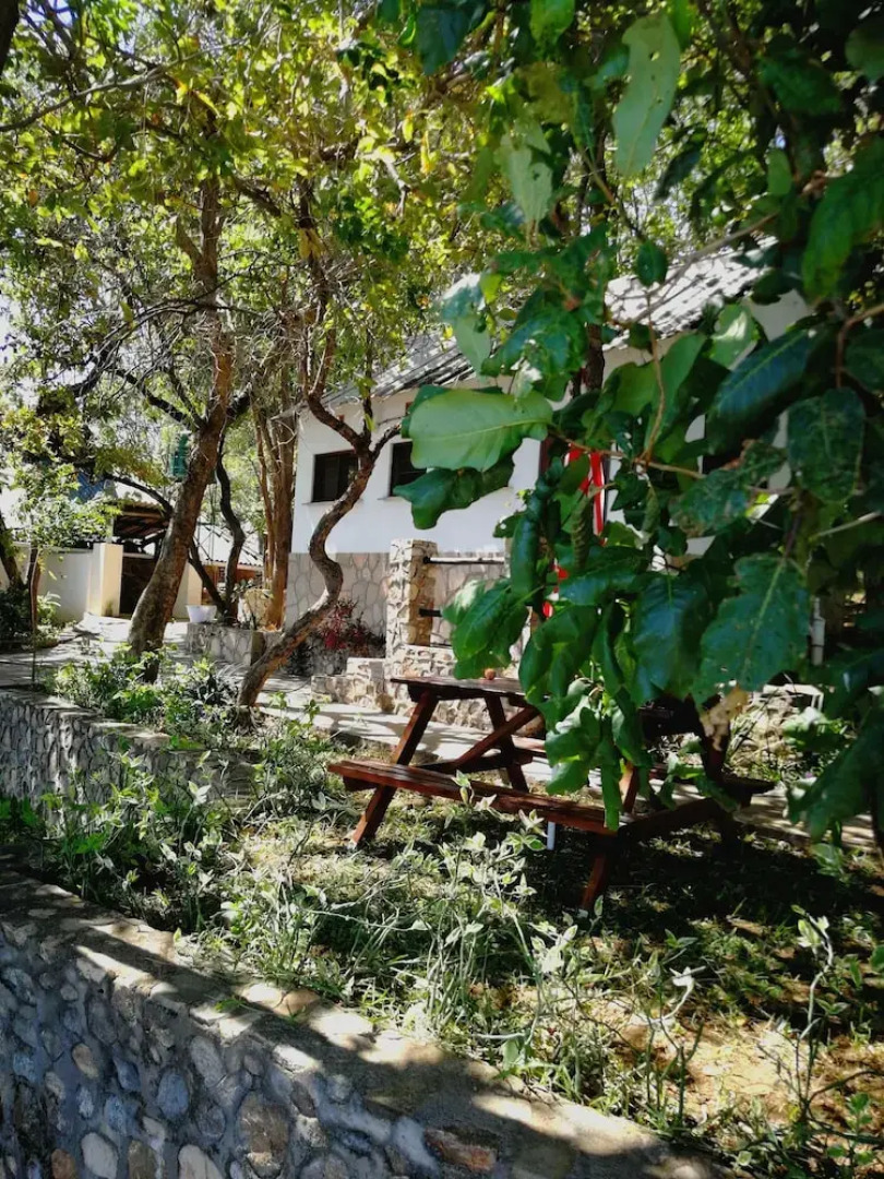 Stunning 1-bed House in Siavonga