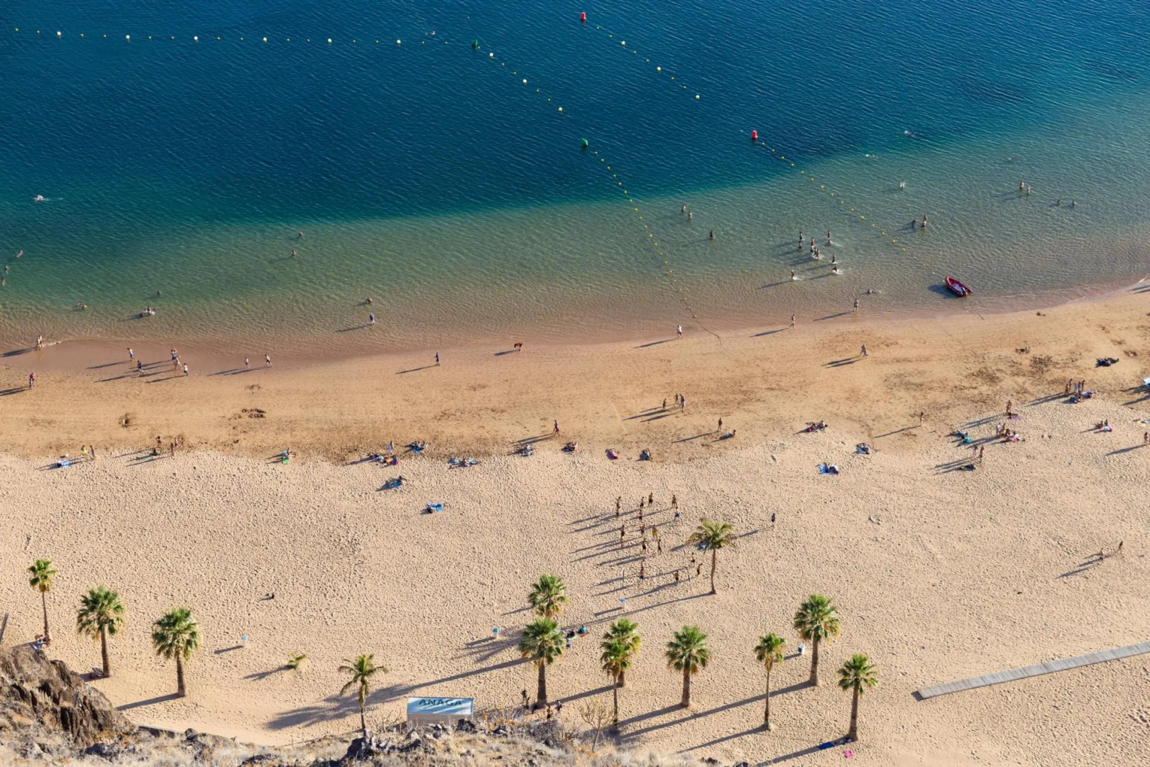 Home2Book Beach Front Las Gaviotas