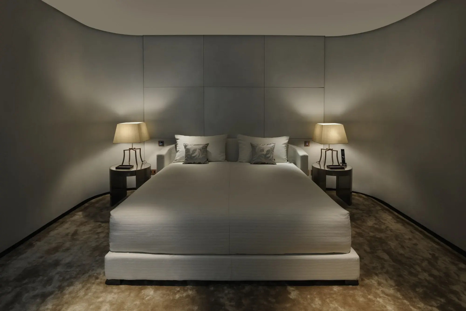 Отель Armani Hotel Milano