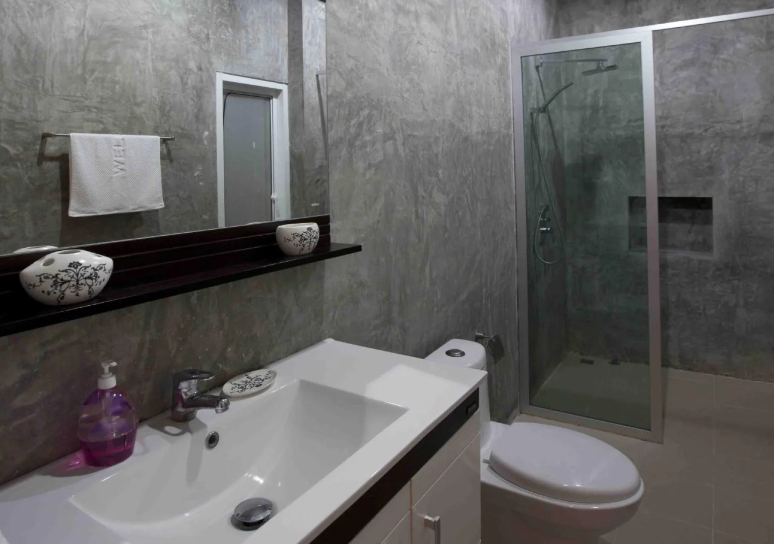 Oriental Mountain View