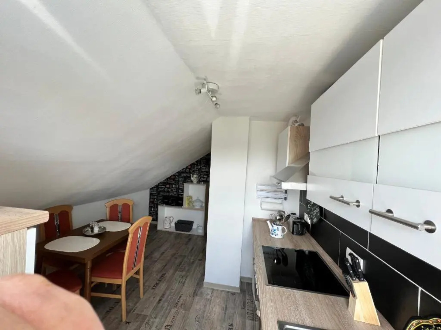 Herzlich Willkommen in Der Dachstube Niestetal