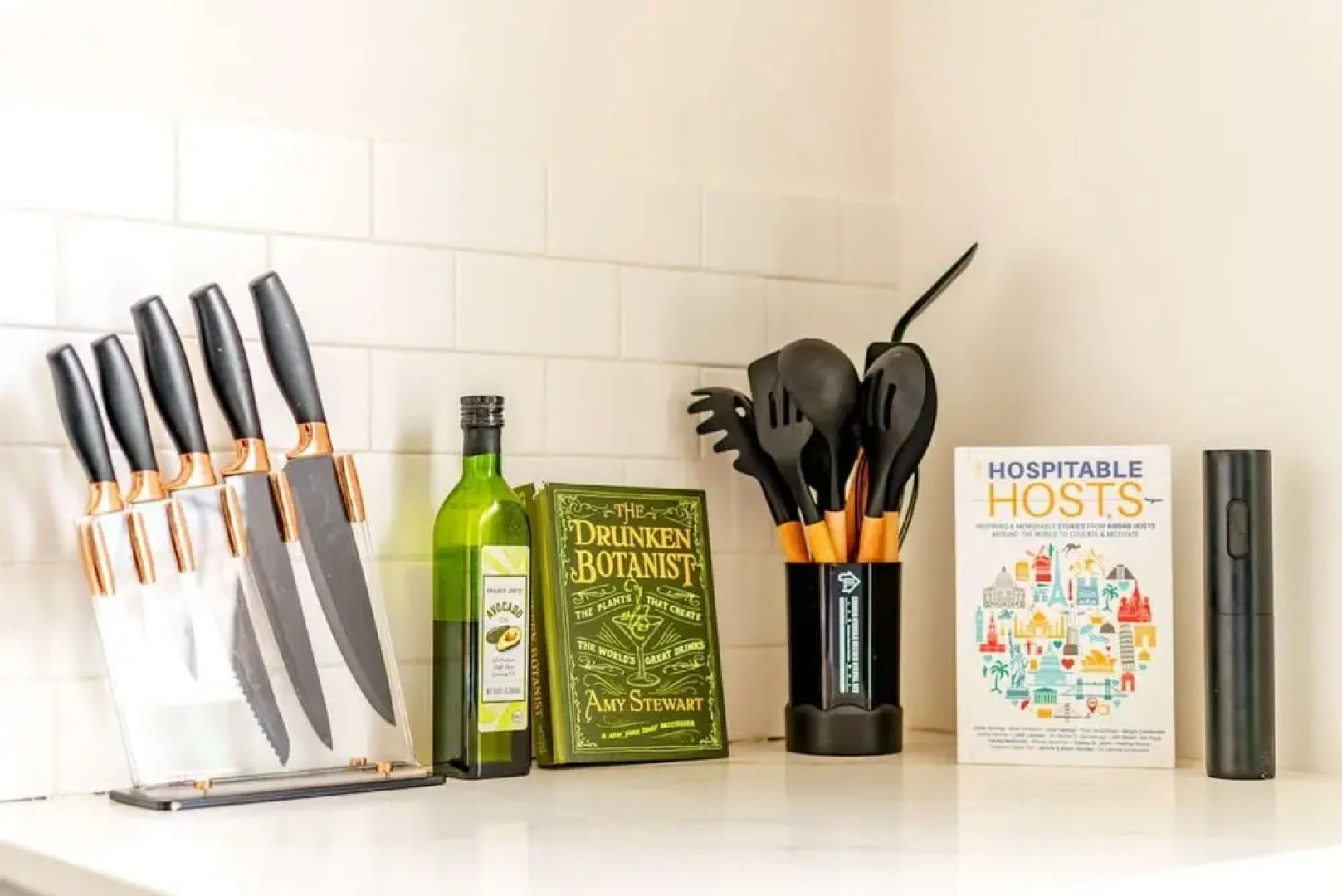 Prime Location Top Rated Clean Parking Free