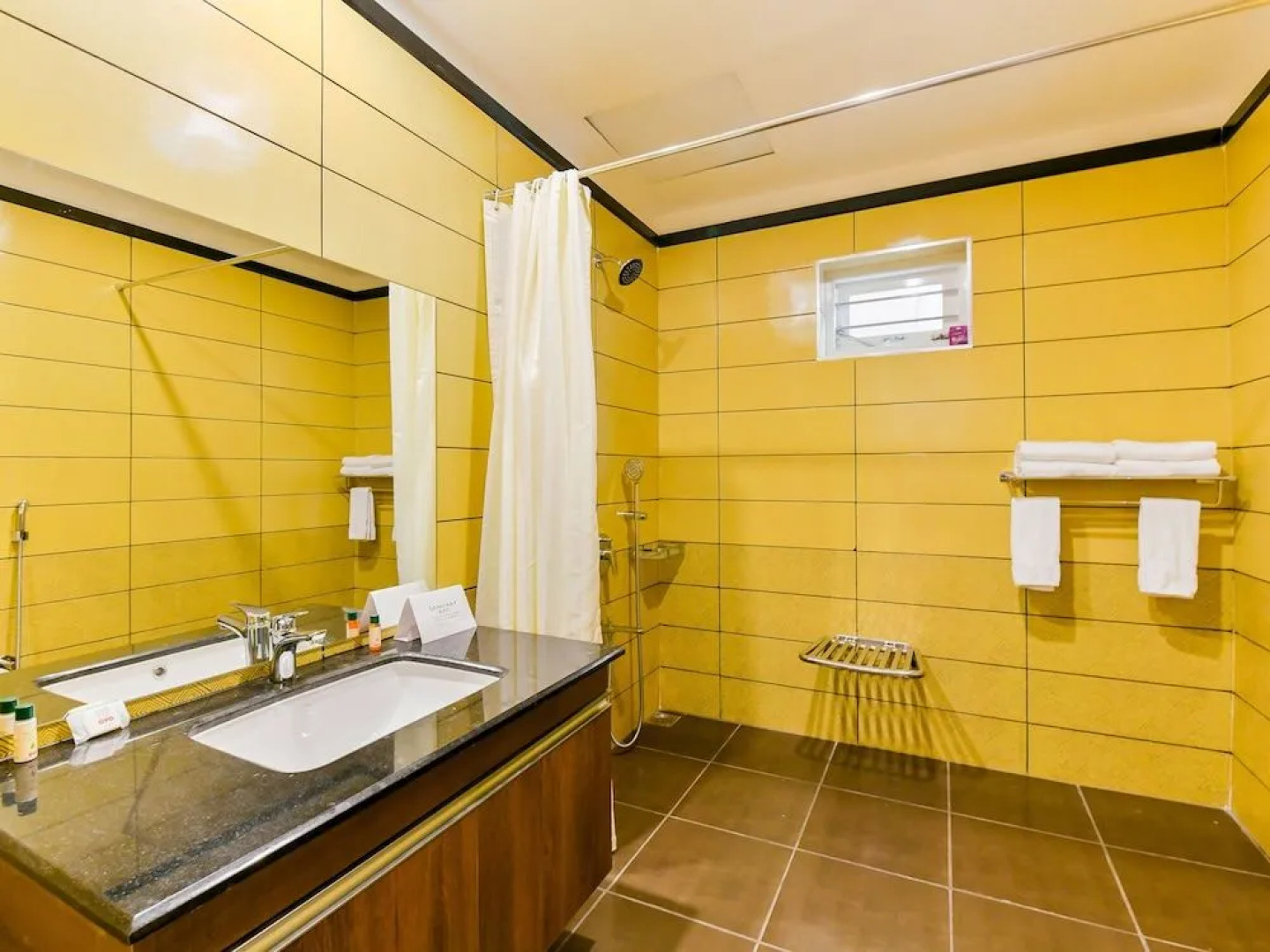 Capital O 22459 Edasserys Kalamassery Tourist Home