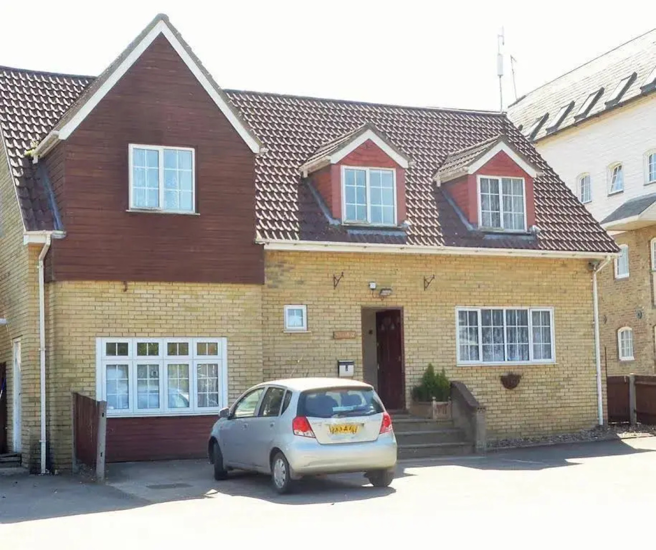 Roydon Marina Village Hotel