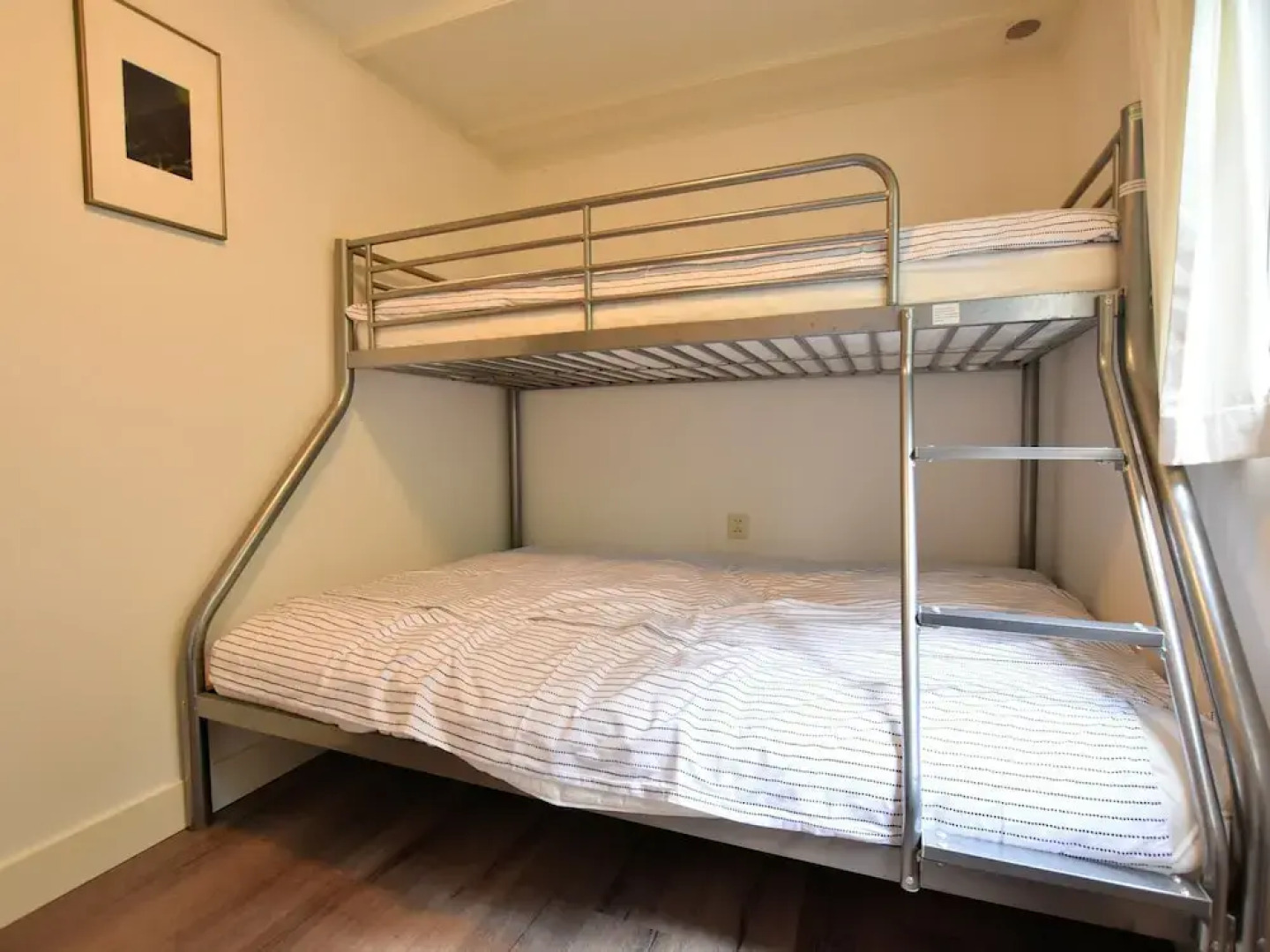 Chalet With Private Garden and Terraces