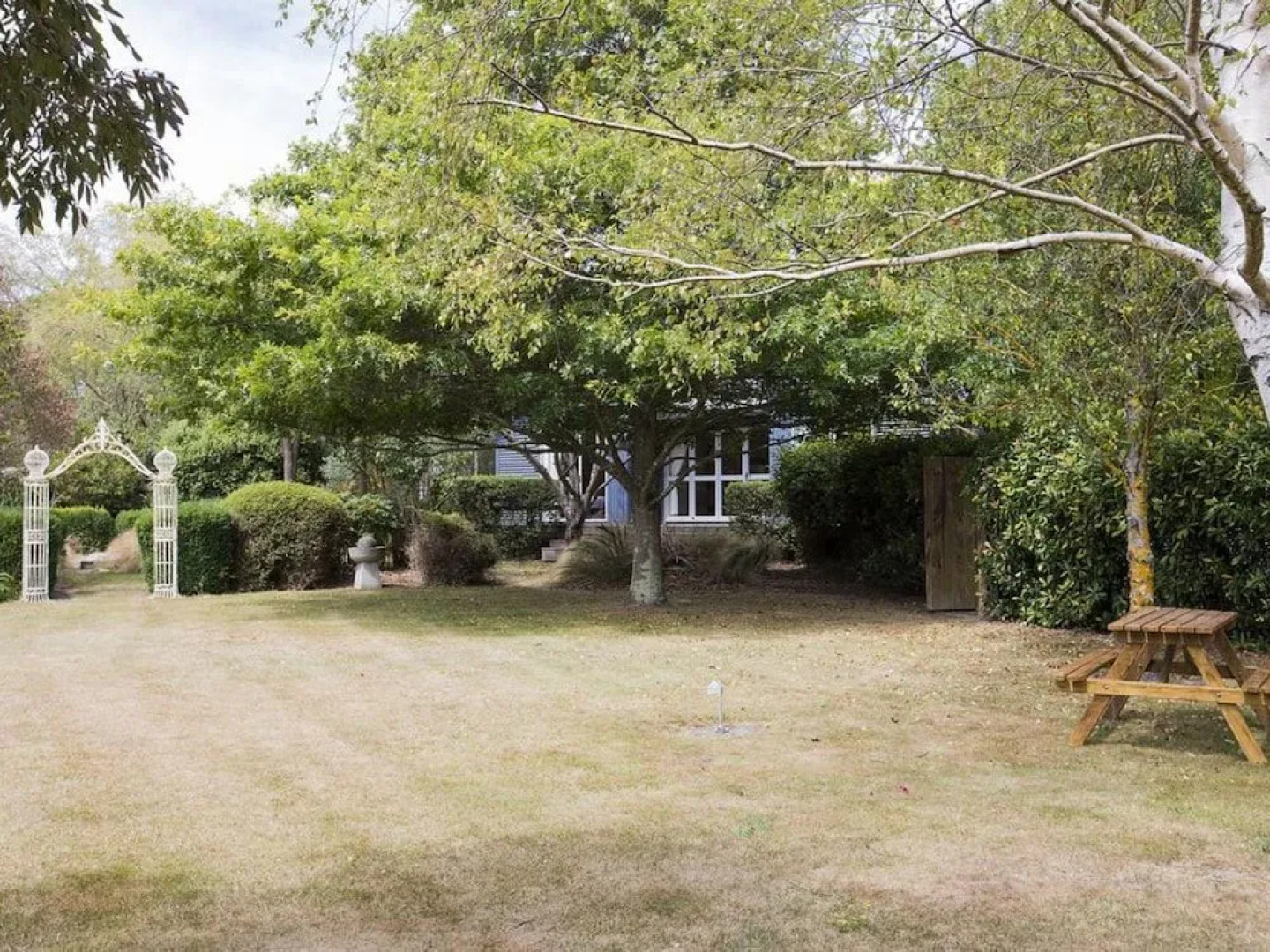 The Claremont Motels & Apartments