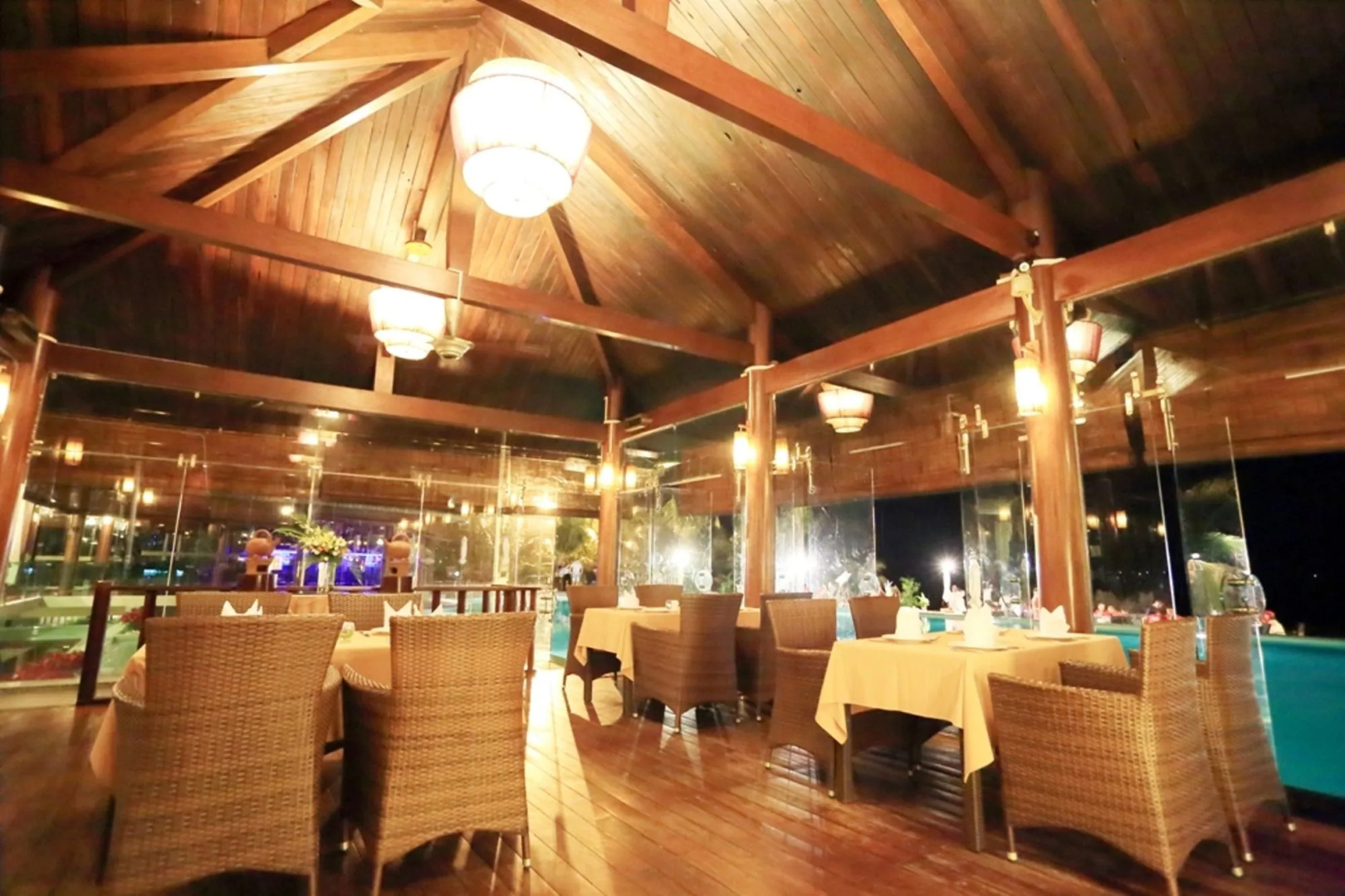 Villa Del Sol Beach resort & Spa