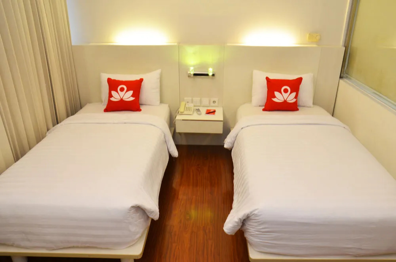 Zen Rooms Manyar Kertoarjo