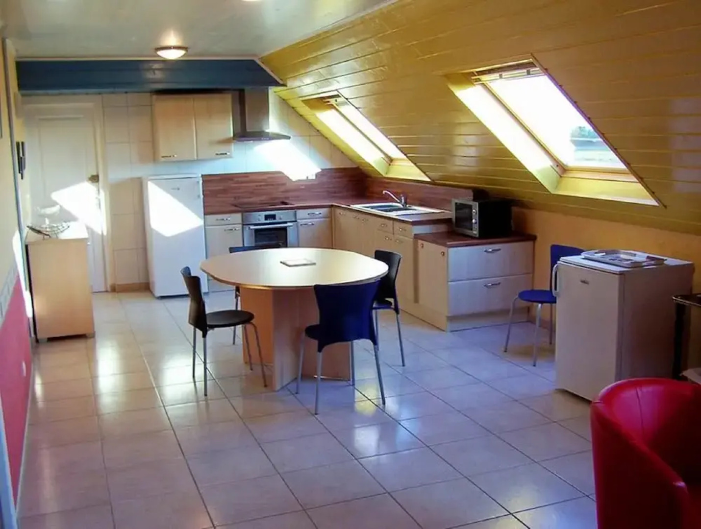 Apartment With 2 Bedrooms in Saint-pol-de-léon, With Wonderful sea View, Enclosed Garden and Wifi