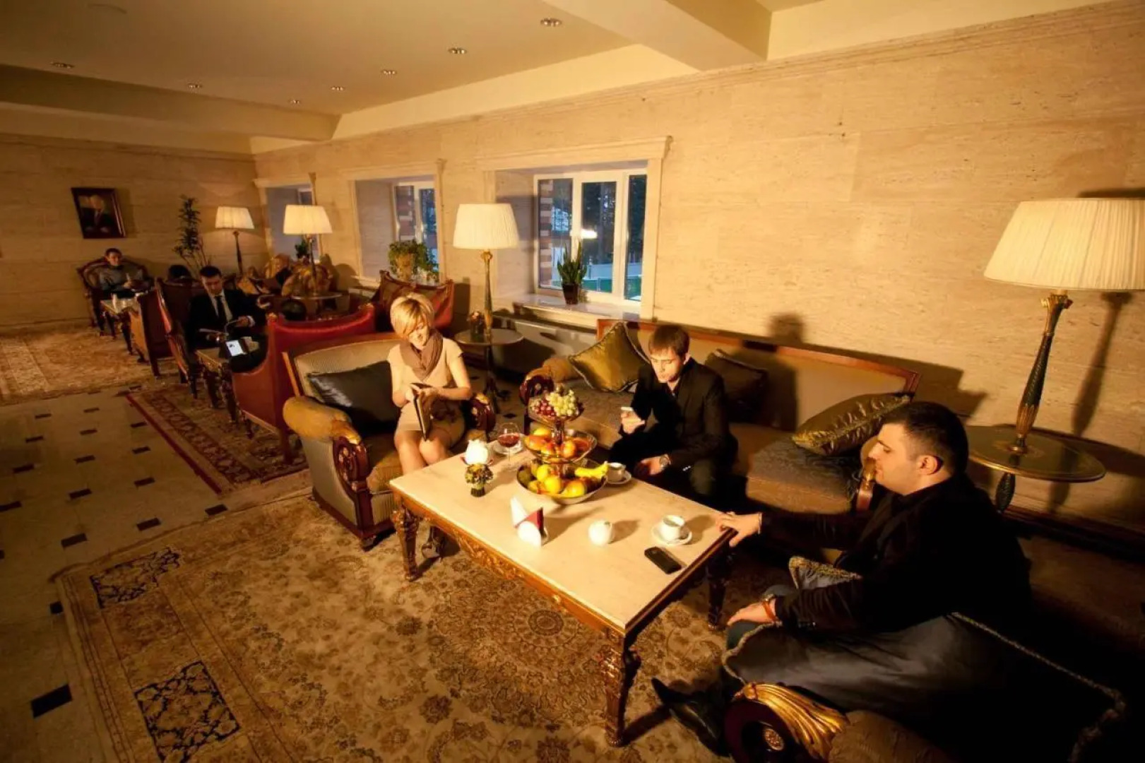 Гостиный двор Евгения