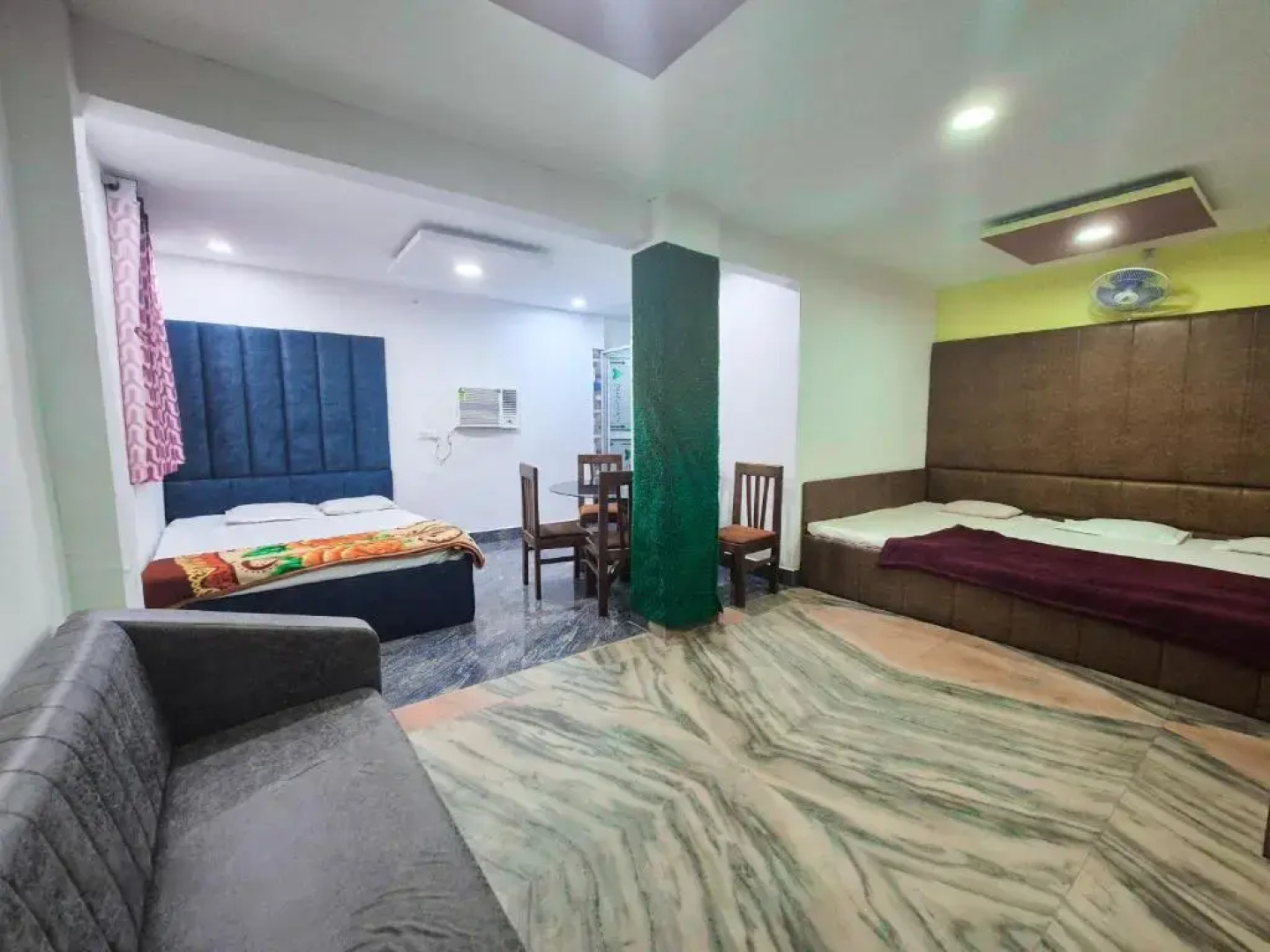 Oyo 91794 Hotel Parinay