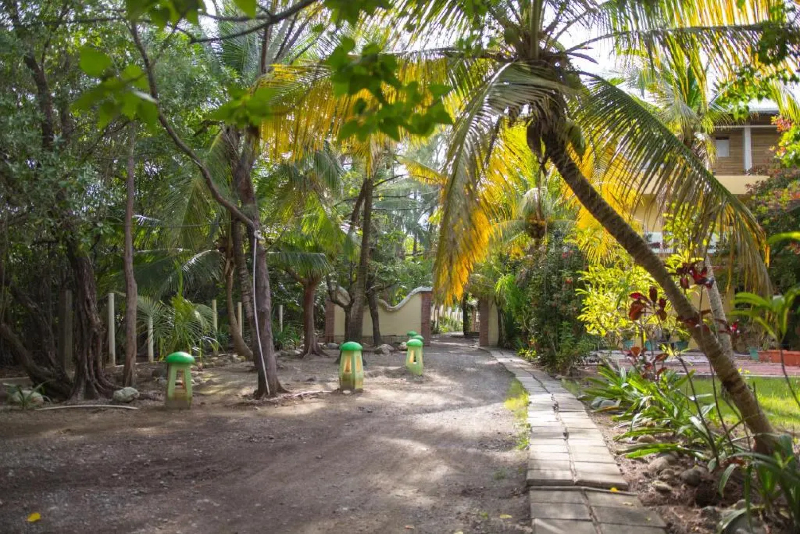 Sea Eye Hotel - Laguna Building