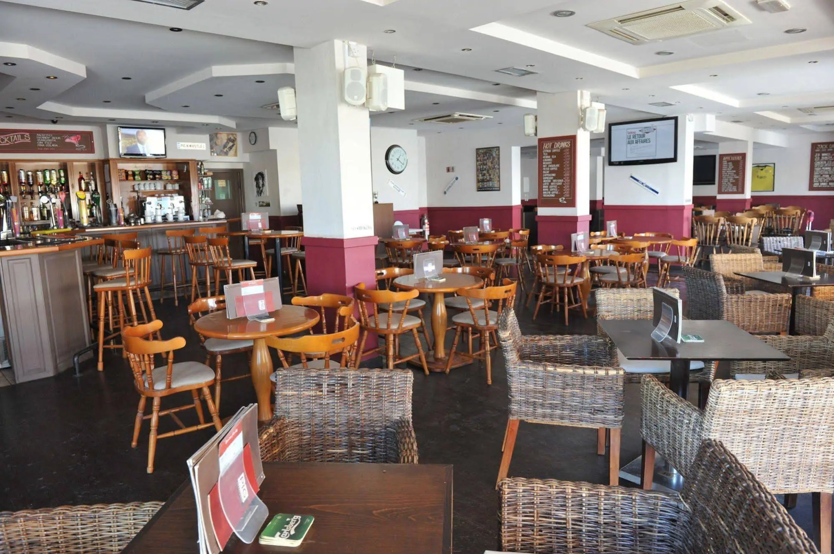 Captain Karas Holiday Apartments