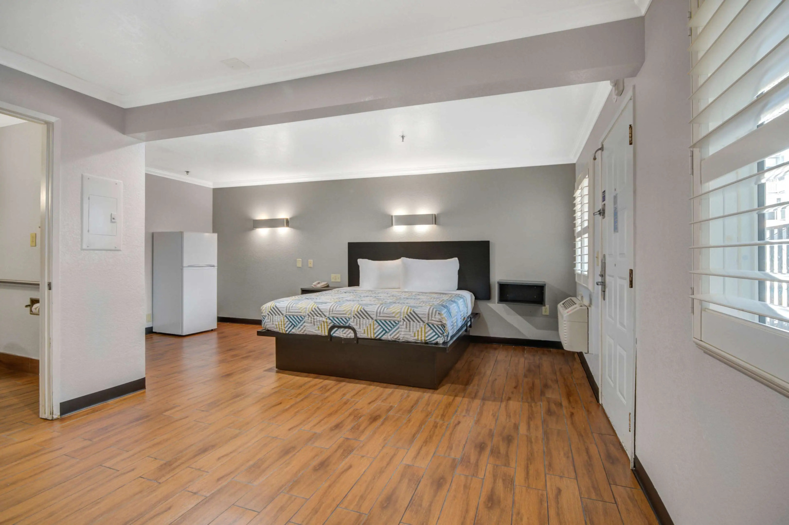 Motel 6 Ontario, CA - Convention Center - Airport