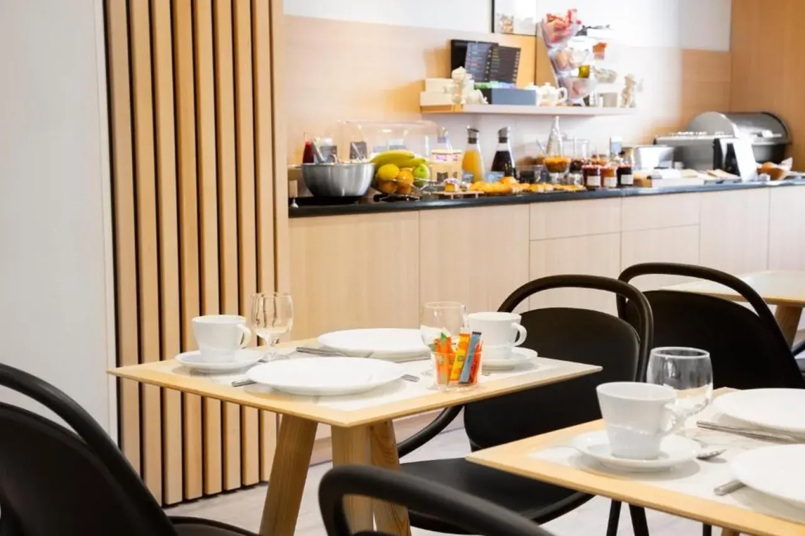 Hotel Innes by HappyCulture