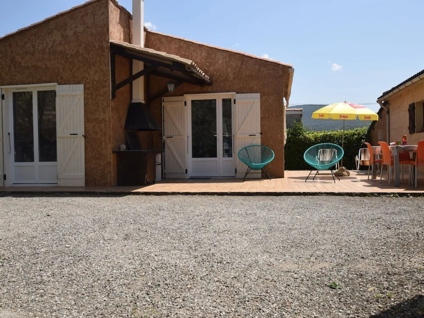 Gite on a Quiet Property, Through a Wine Garden Surrounding