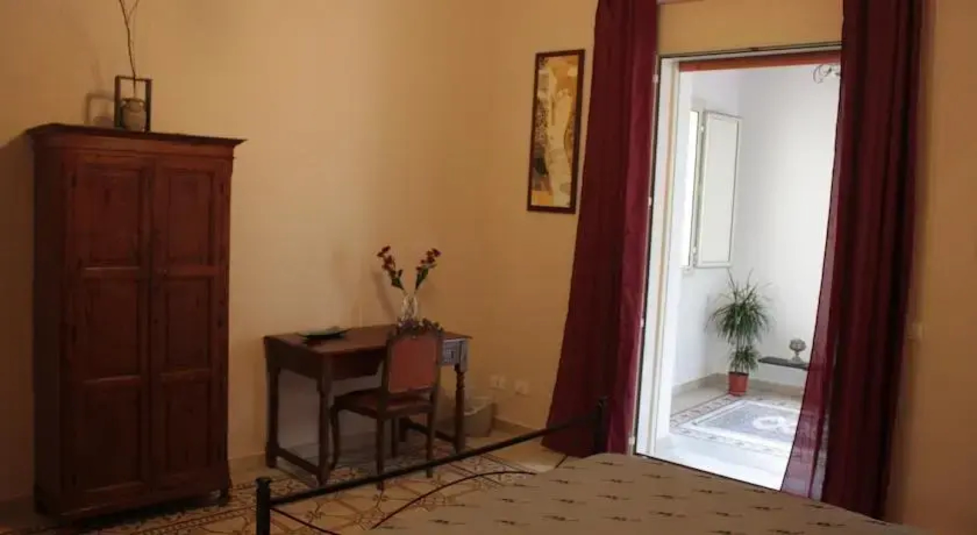 Bed and Breakfast 23