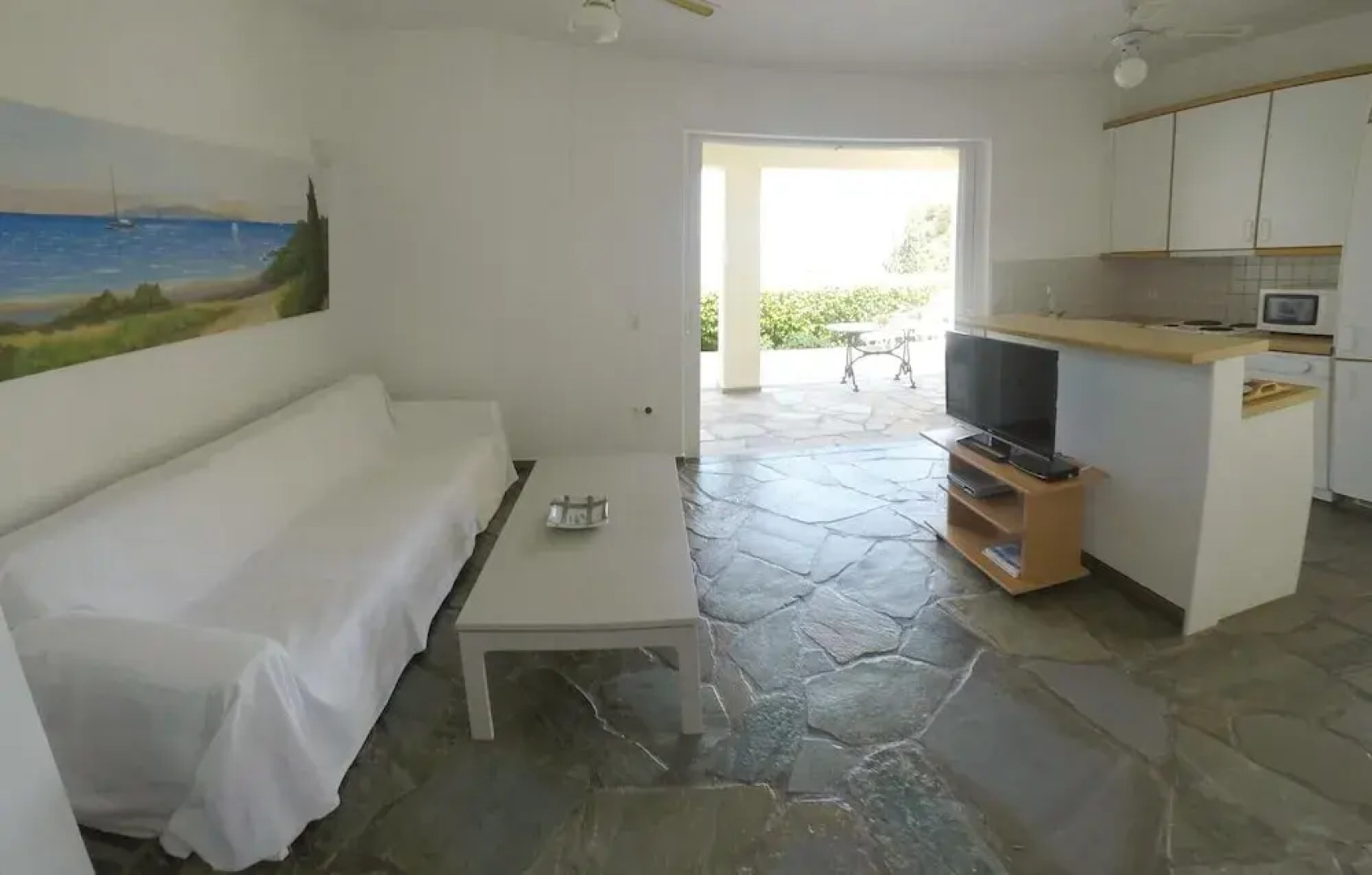 Nice Home in Porto Heli Ermioni With Wifi and 2 Bedrooms