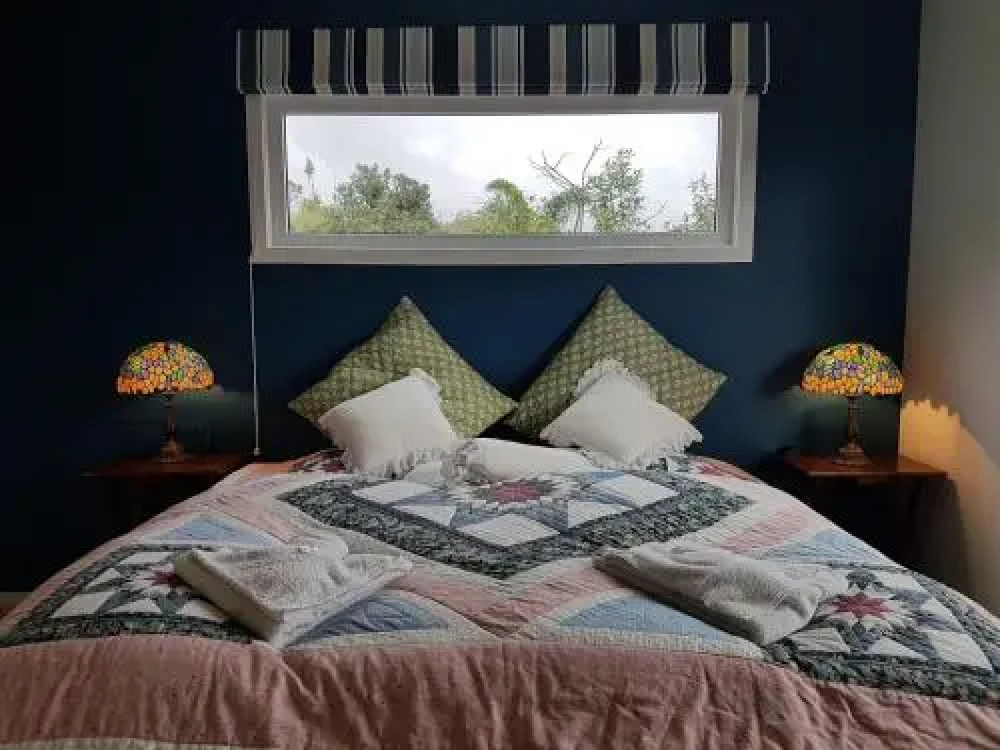 Fernglen Bed  Breakfast