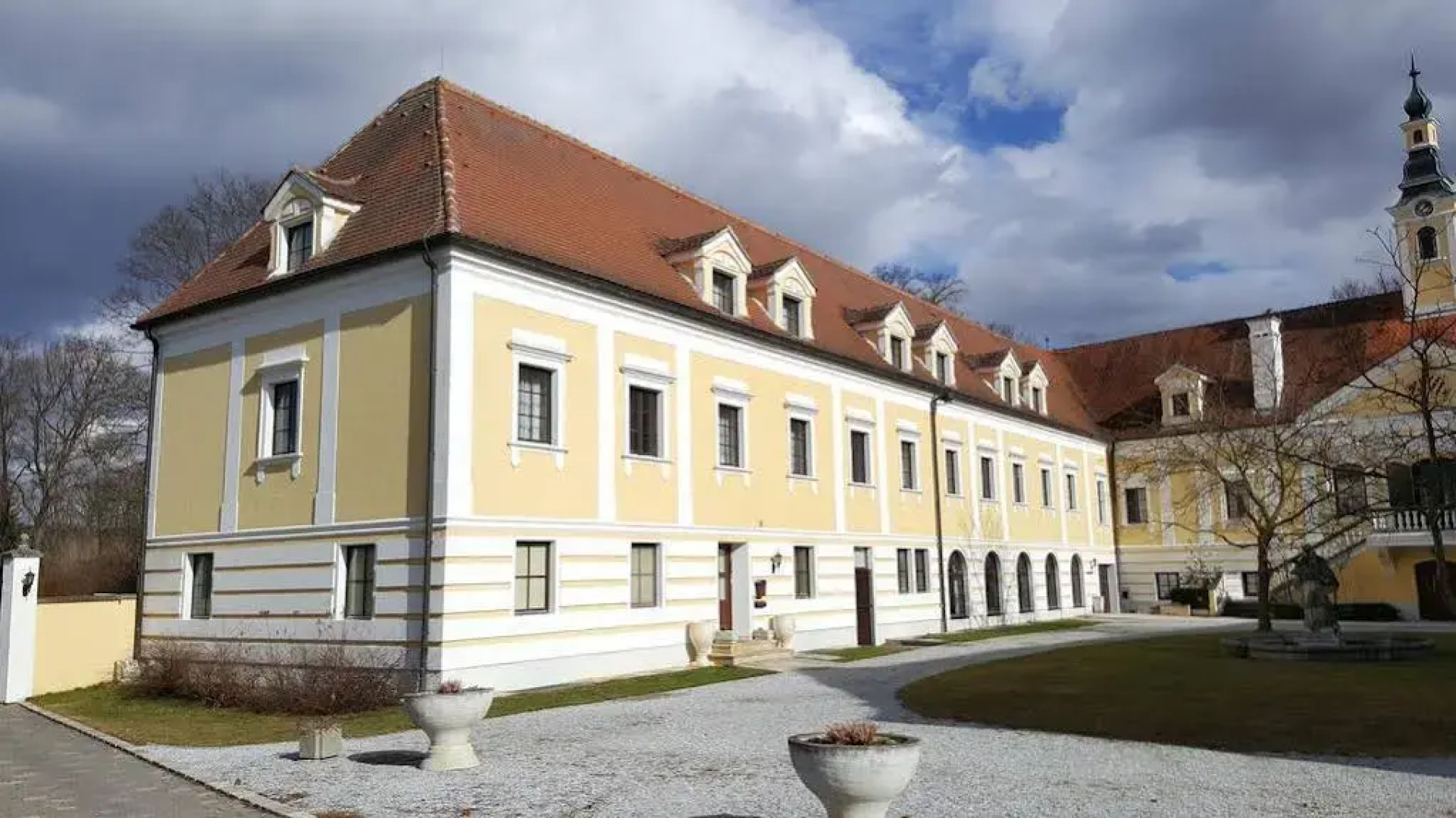 Schloss Haindorf