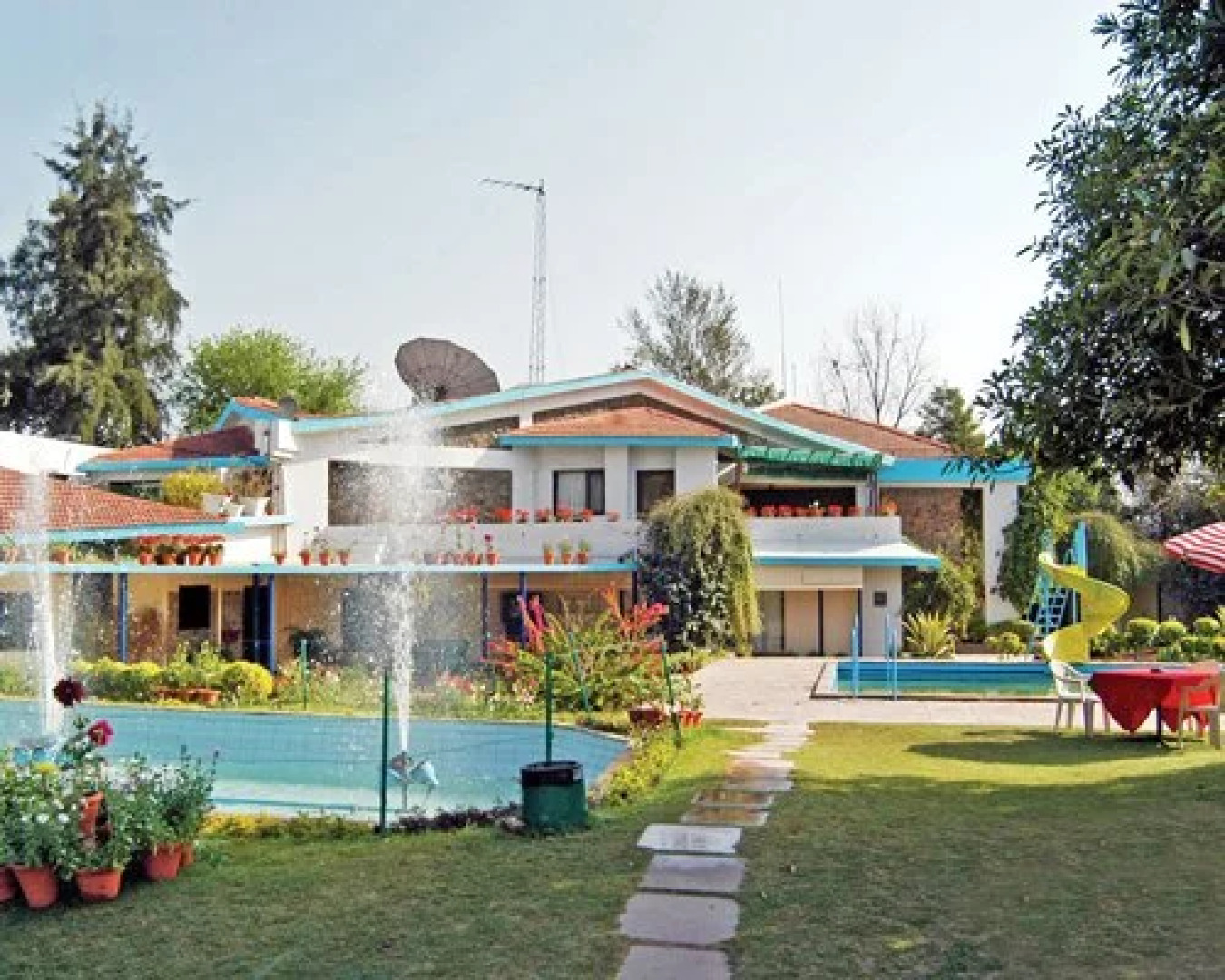 The Resort Country Club, Manesar