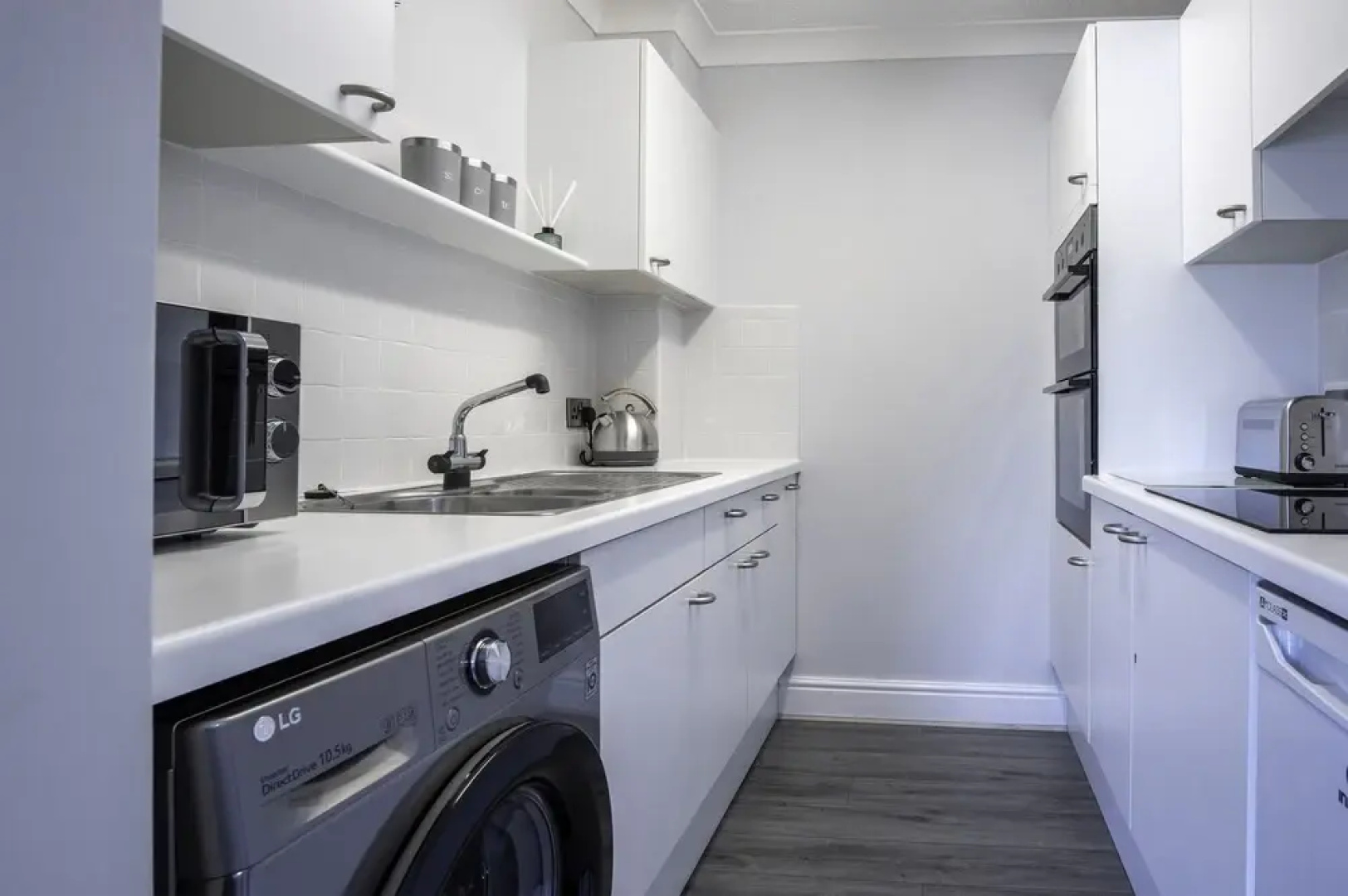 Marina View - 1 Bed Apartment - Neyland
