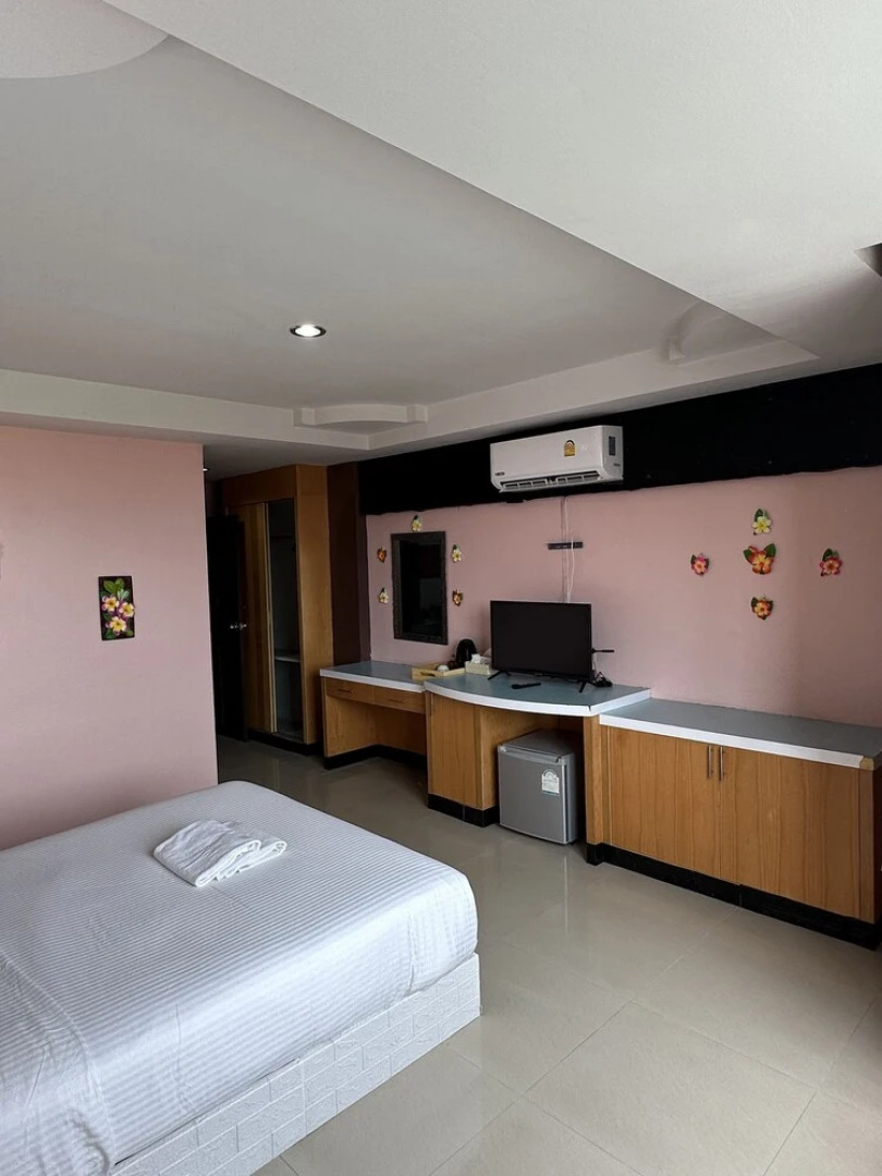 Tuscany hotel by skypark