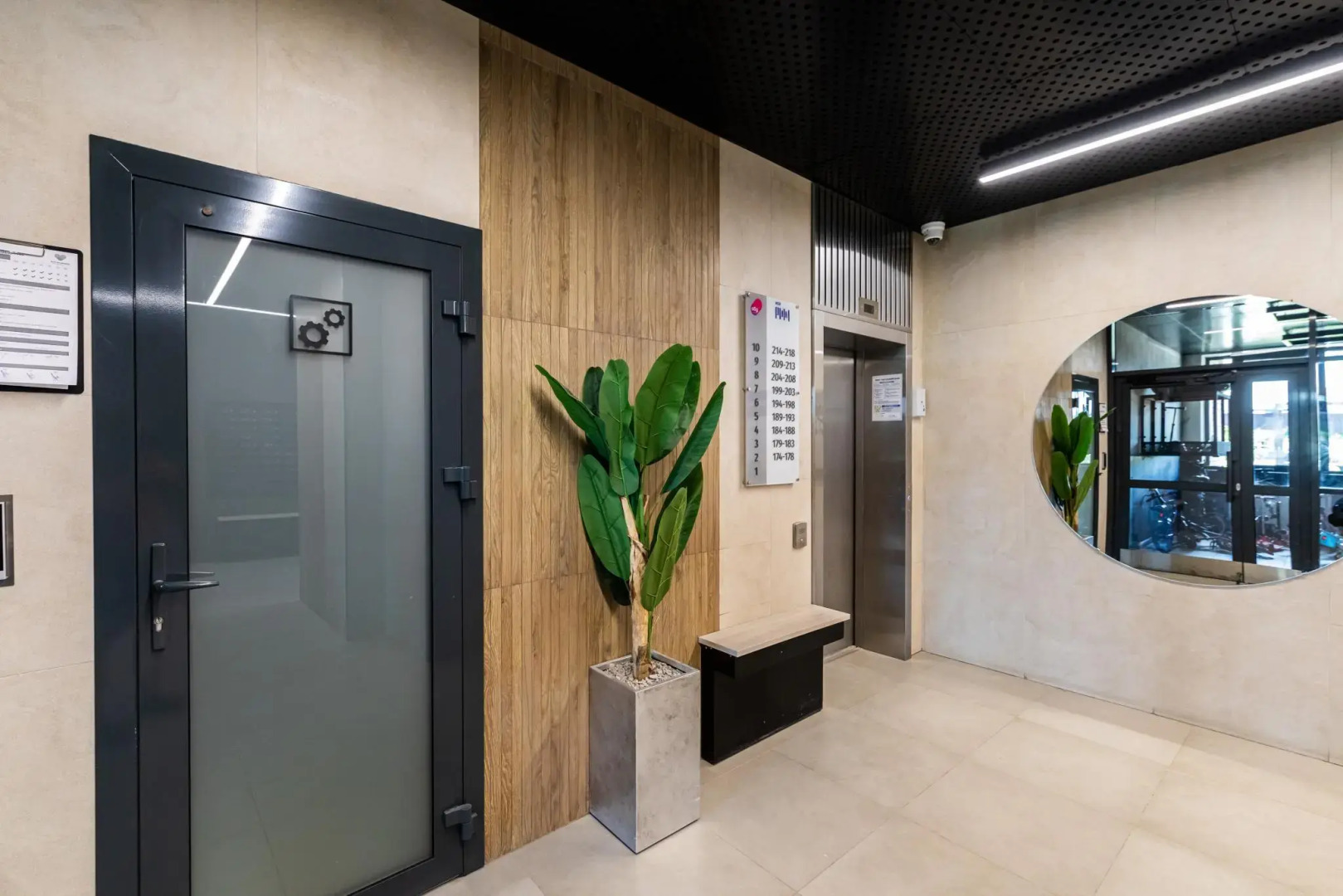 Апартаменты на ул. Петра Полушкина, 4