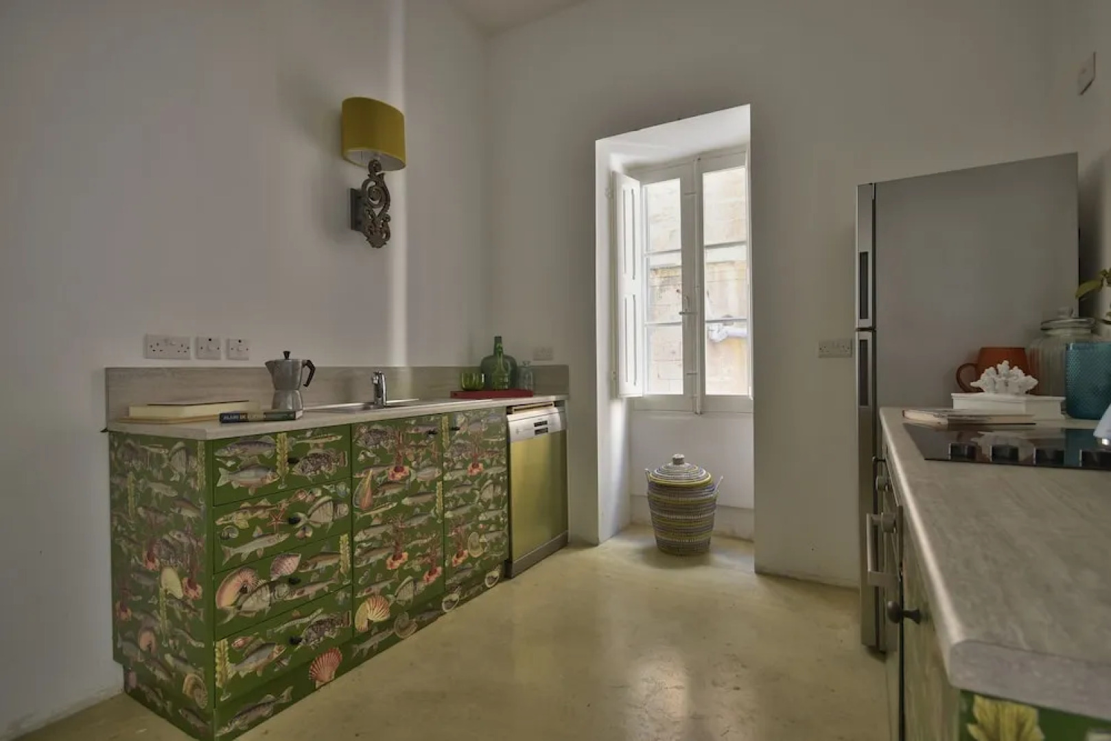 Sea Breeze Apartment