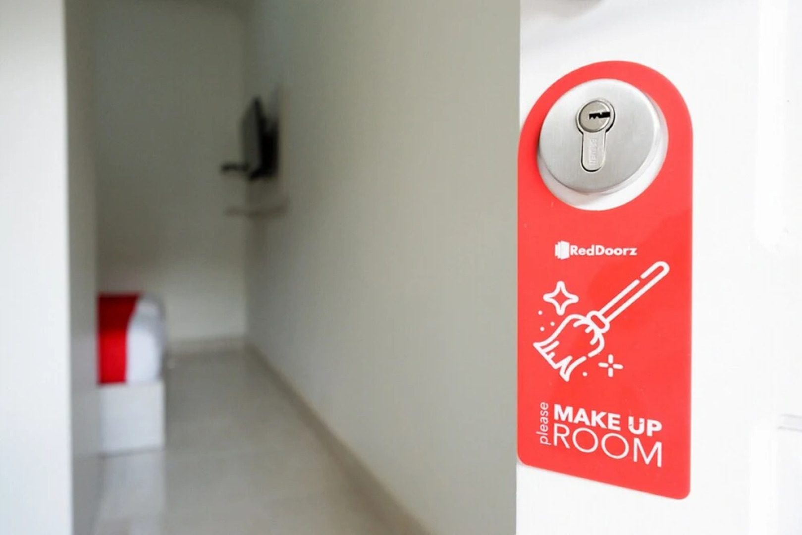 Rich Hotel by RedDoorz