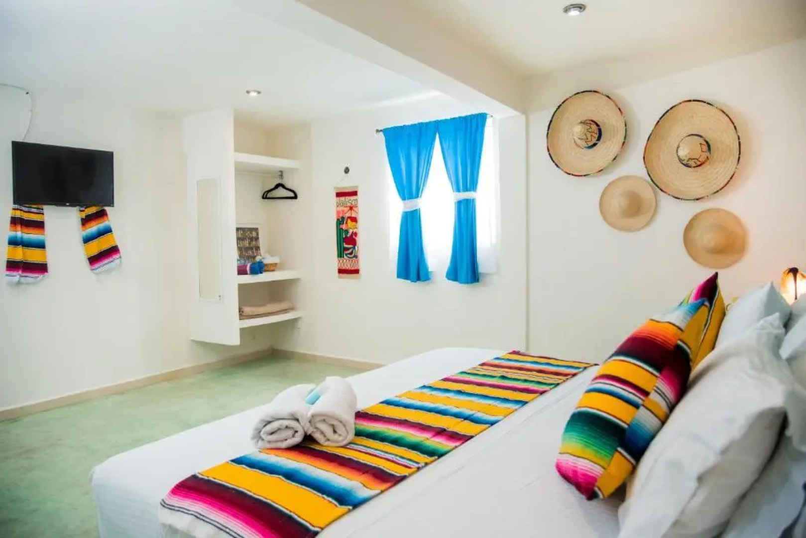 Tres Mentiras Boutique Rooms