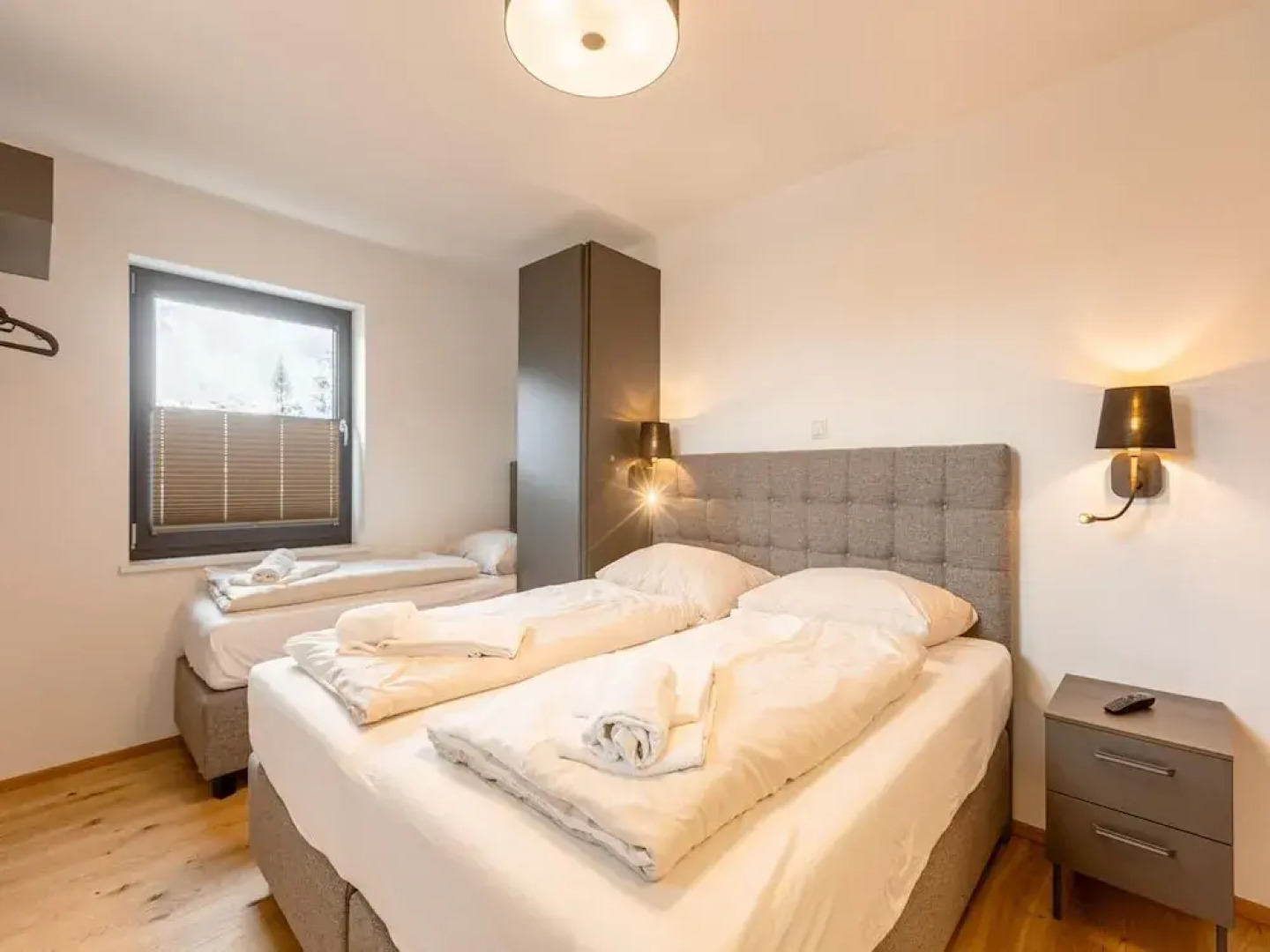 Majestic Apartment With Infinity Pool