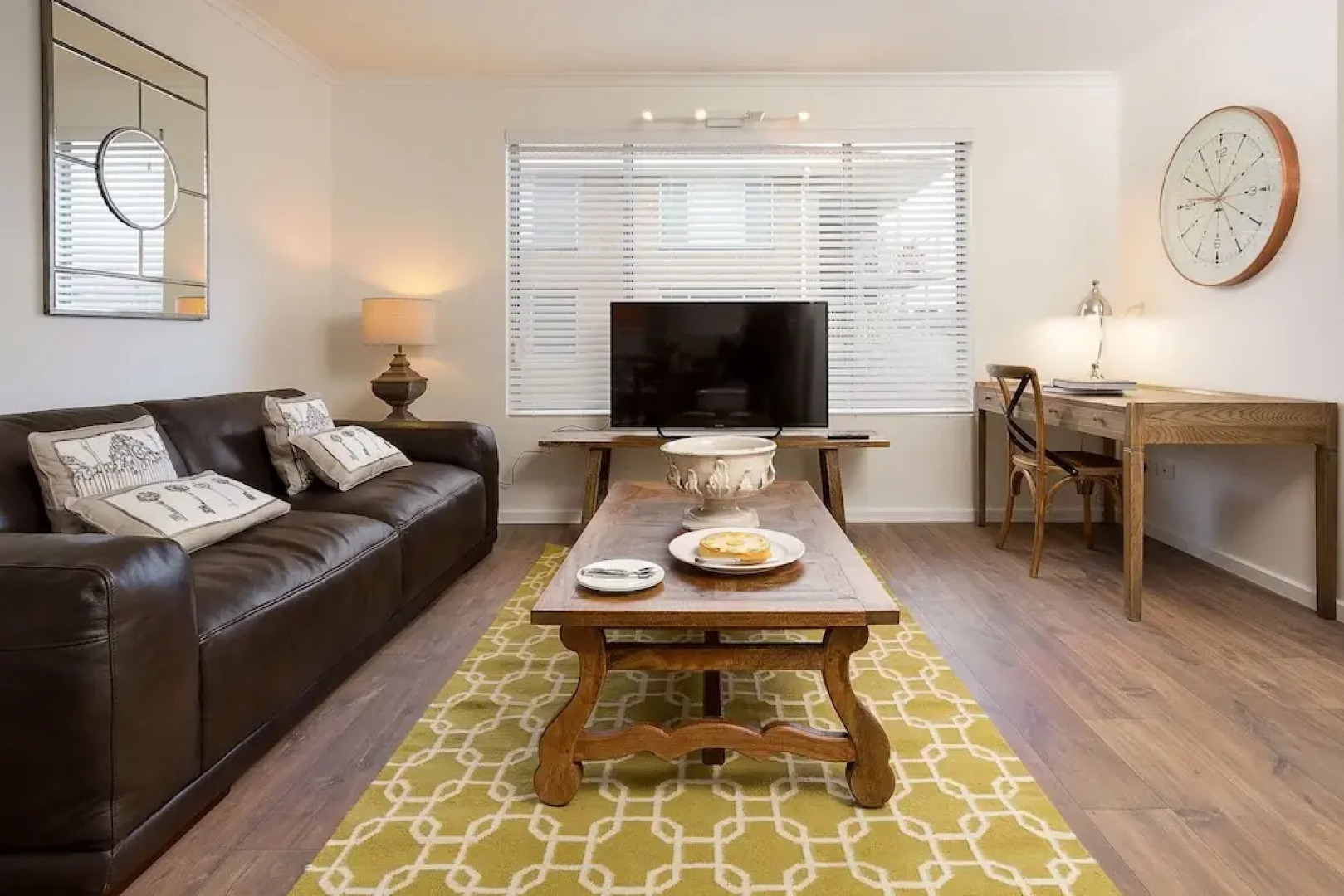 The Executive - Central & Sophisticated