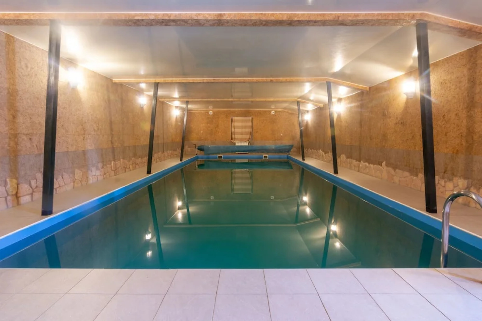 Загородный отель «Хвойный»