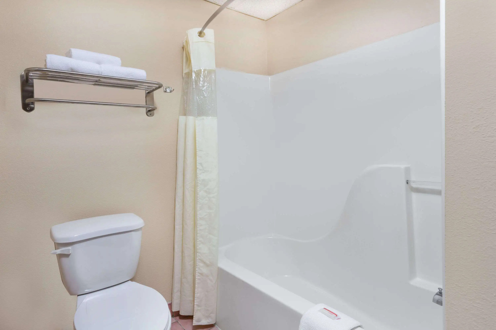 Baymont by Wyndham Bowling Green