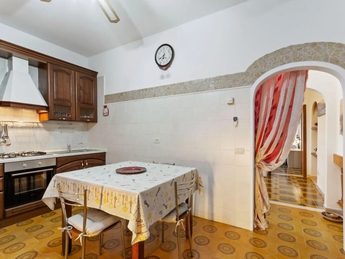 Belvilla by OYO Pleasant Apartment With Courtyard