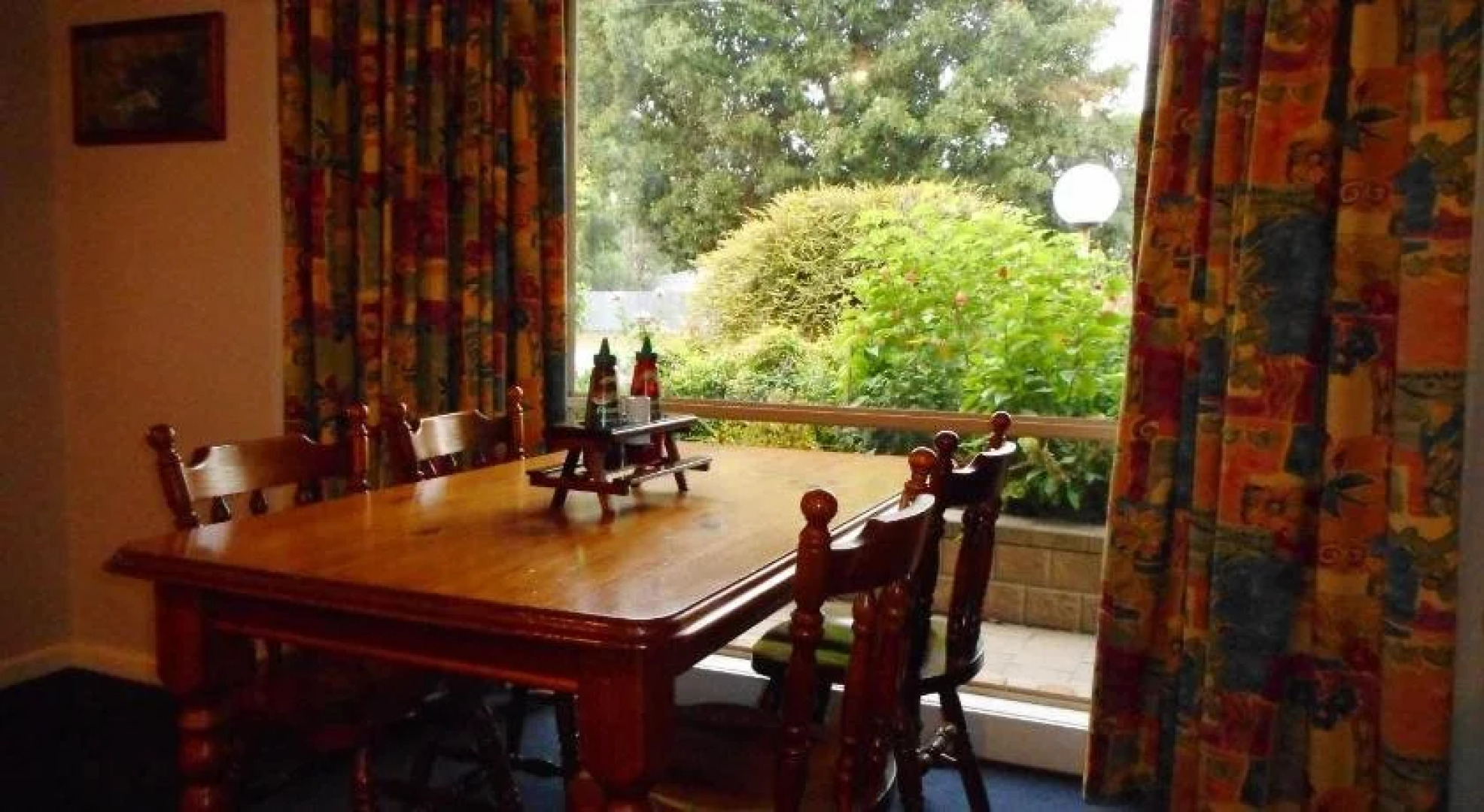 Acacia Rose Motor Inn