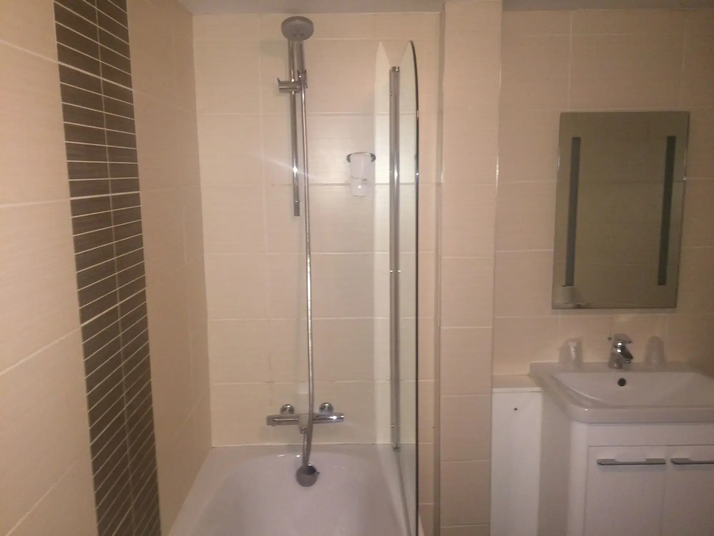 The Popinjay Hotel & Spa