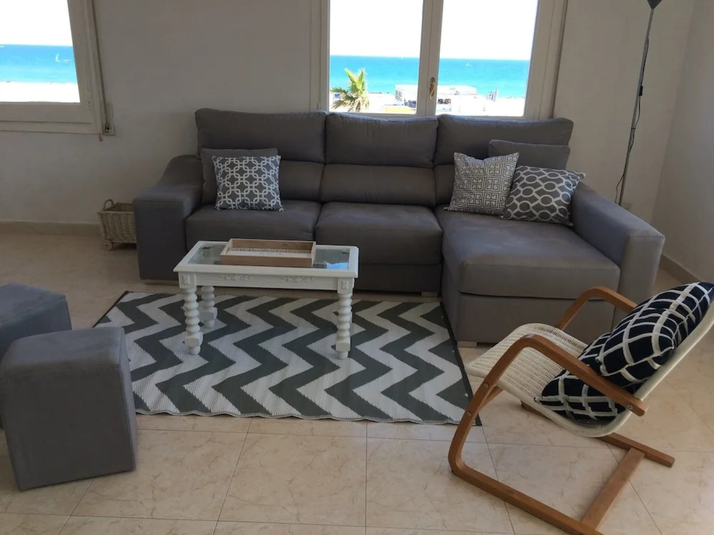 Calaluz Be my Guest Castelldefels