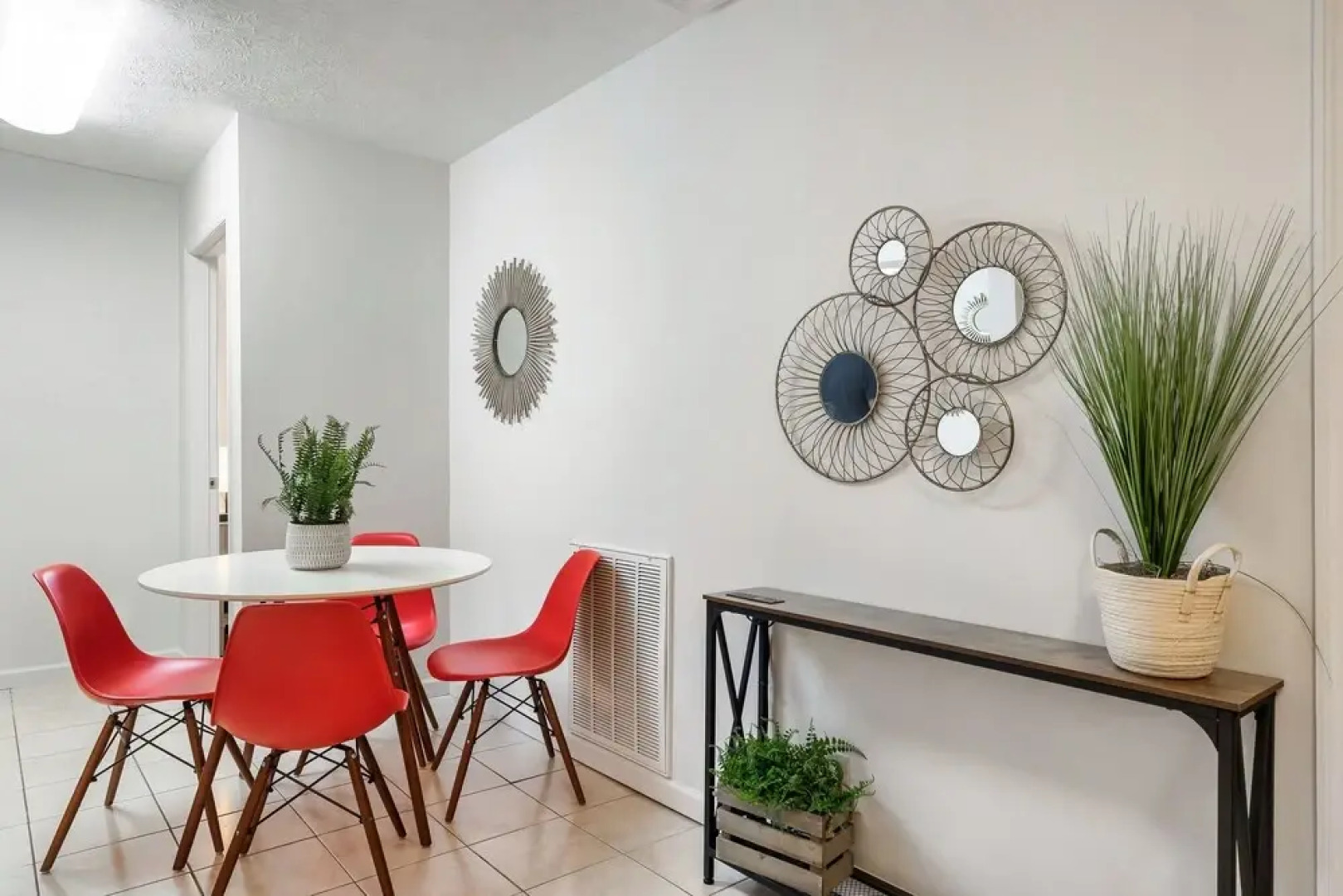 Lakeside Cottage 3 Bedroom Cottage by Redawning