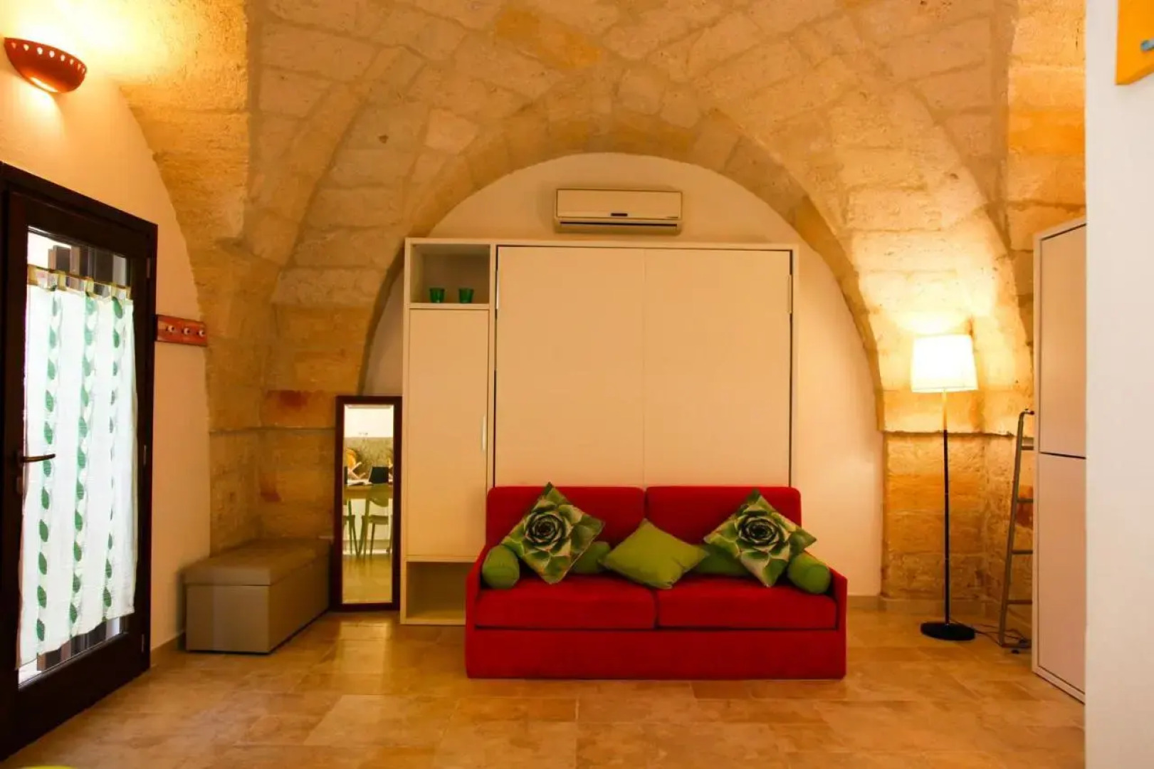 Dimora Li Santi E Casina Matilde