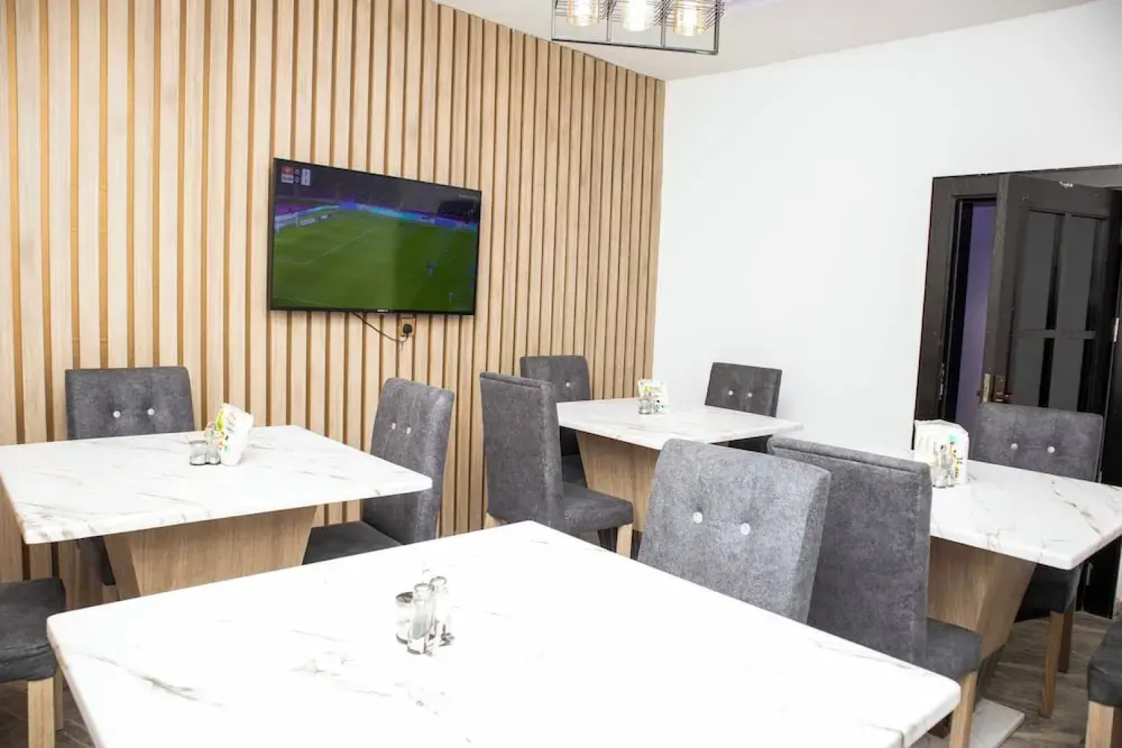 Le Rivera Apartments