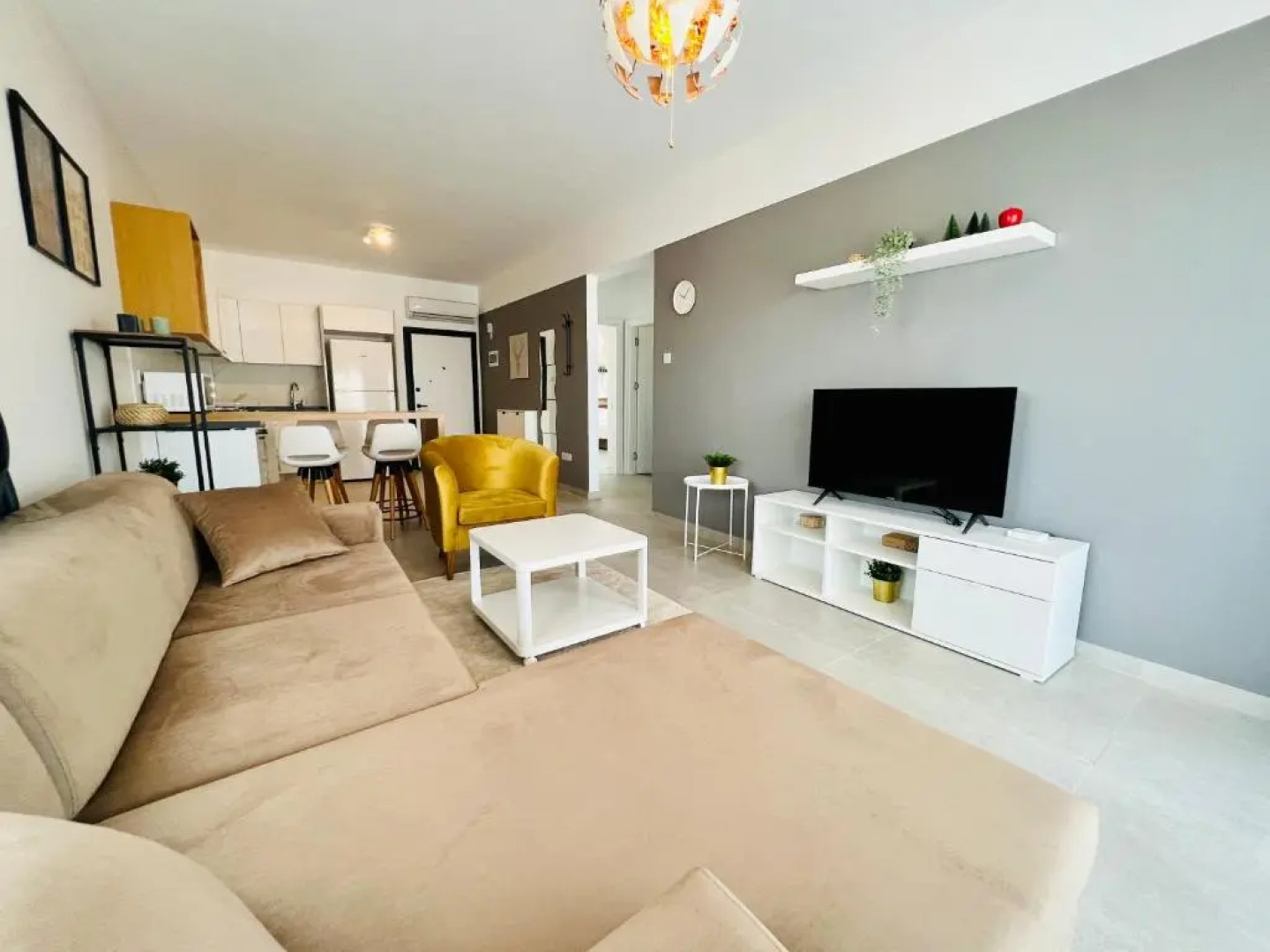 Apartamenty 2+1 v Caesar Blue Iona