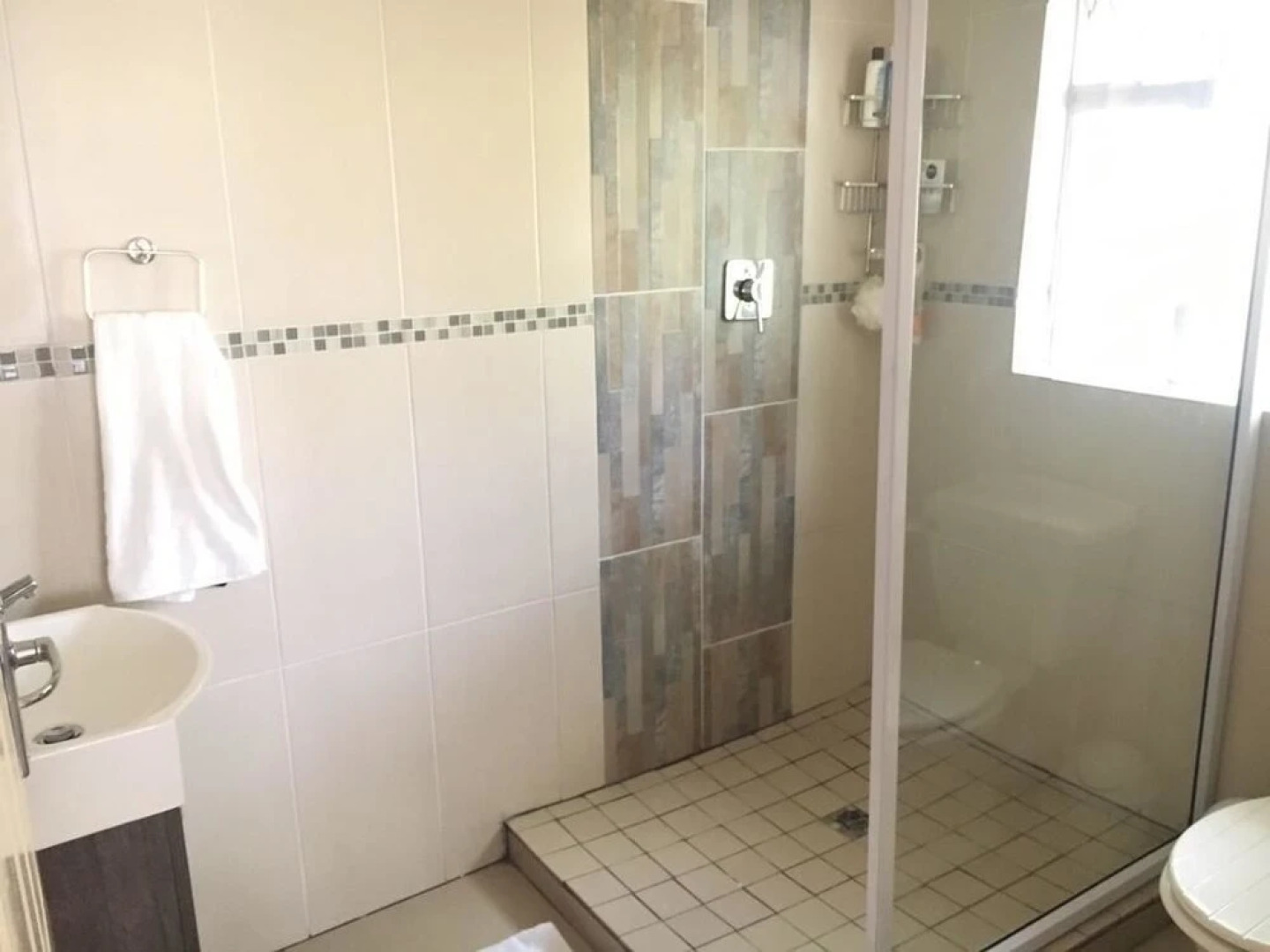 Caribbean Estates Villa & Apt