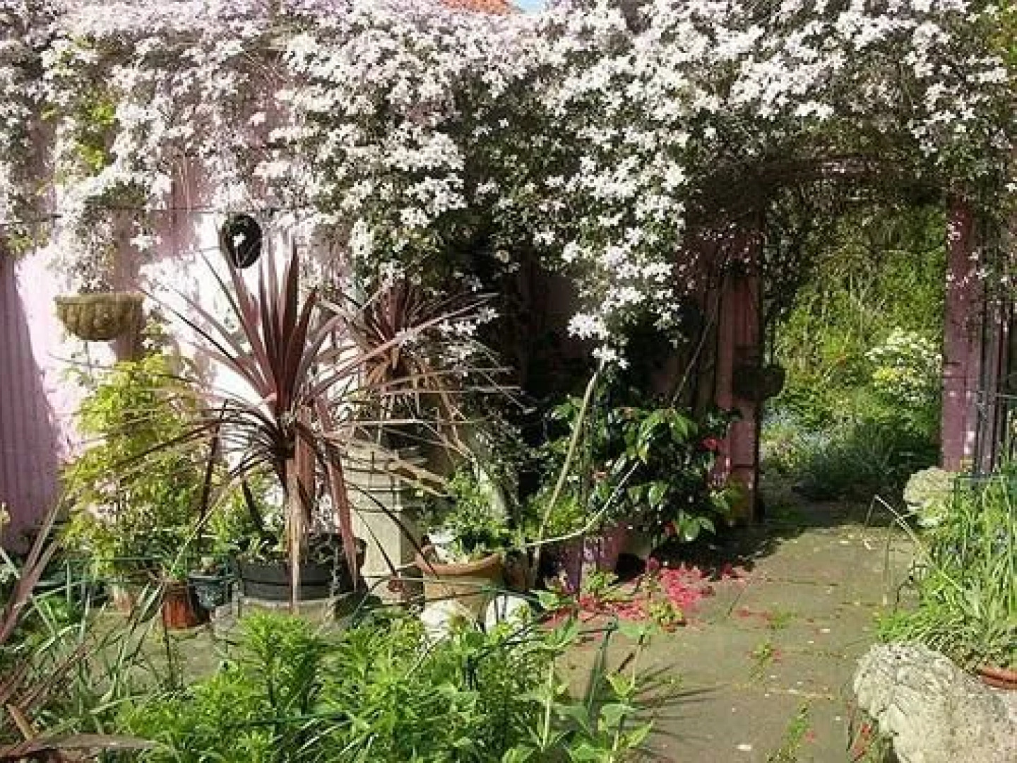 Priory House & Oriental Brew House