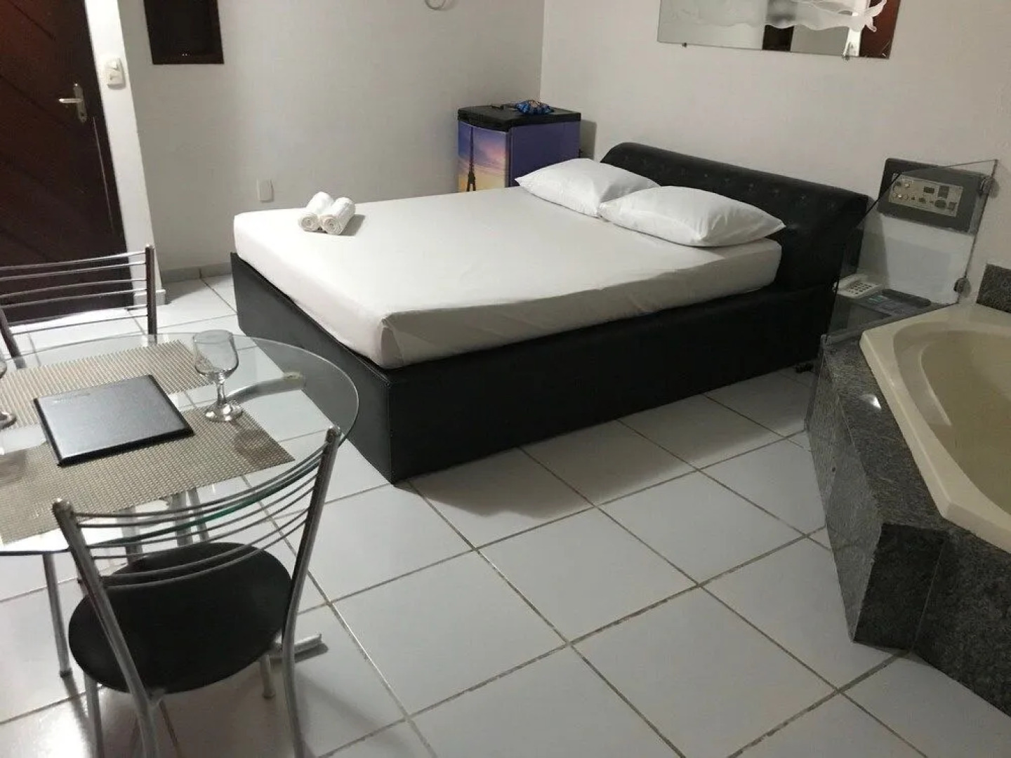 Citys Motel - Adults Only