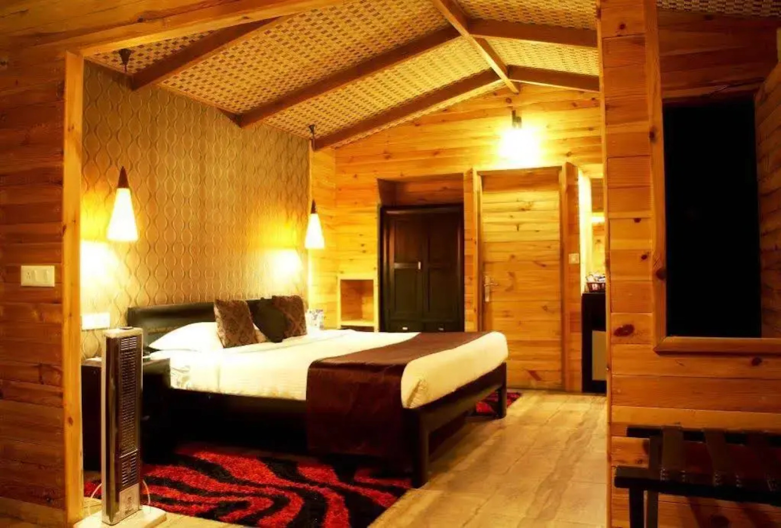 Aamod Resort - Shoghi