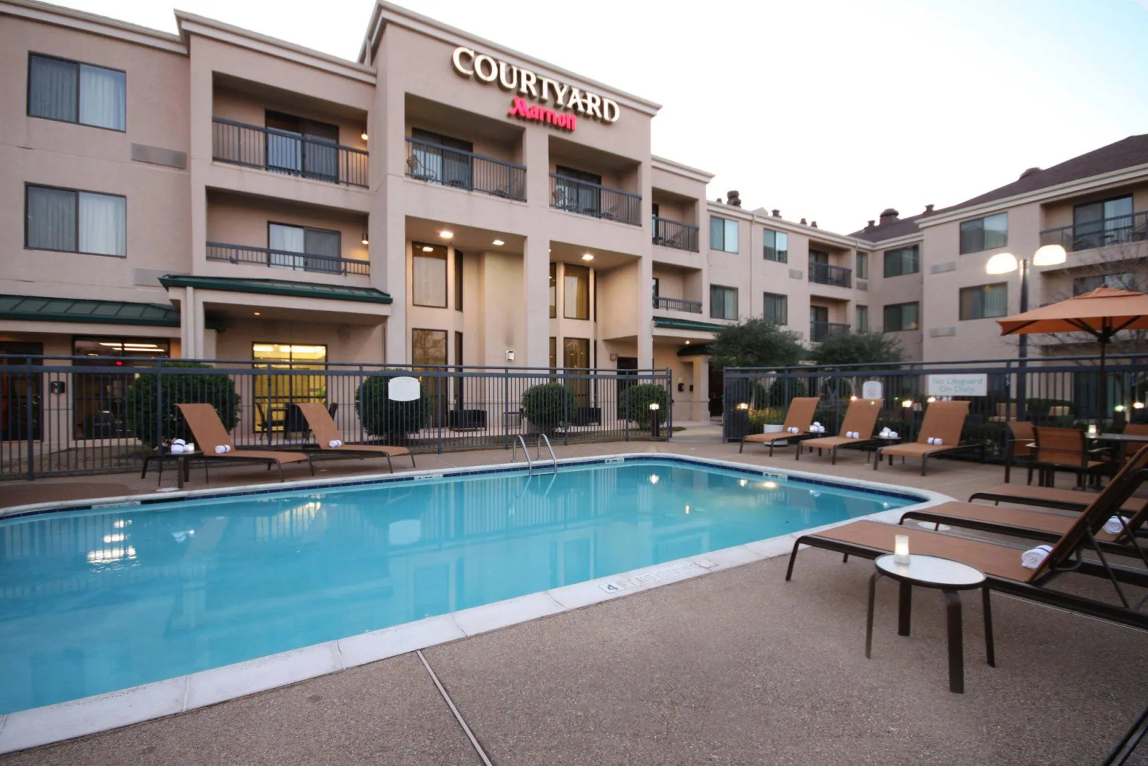 Courtyard By Marriott Dallas - Lewisville