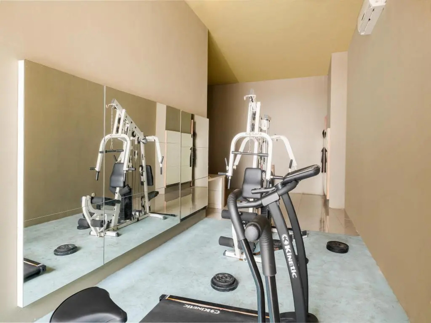 OYO 3691 Apartment Saladin Mansion