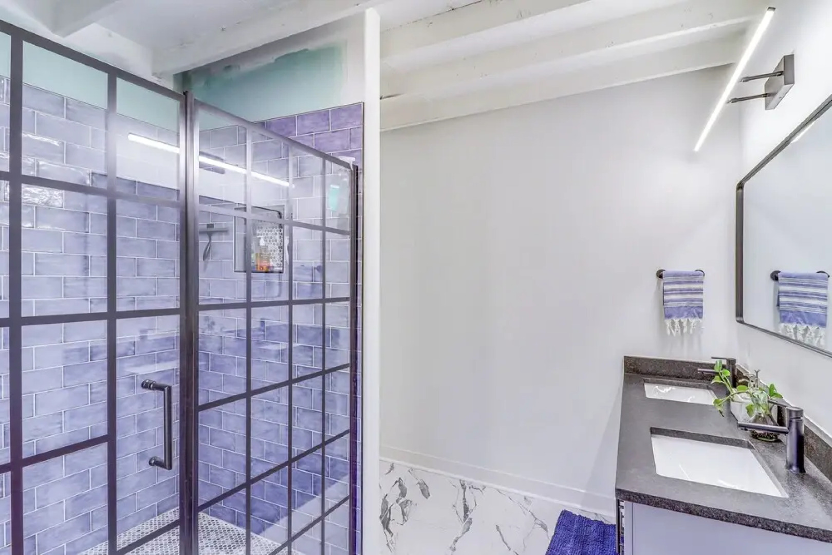 Modern Buckeye Lake Retreat: Game Room & Fire Pit!